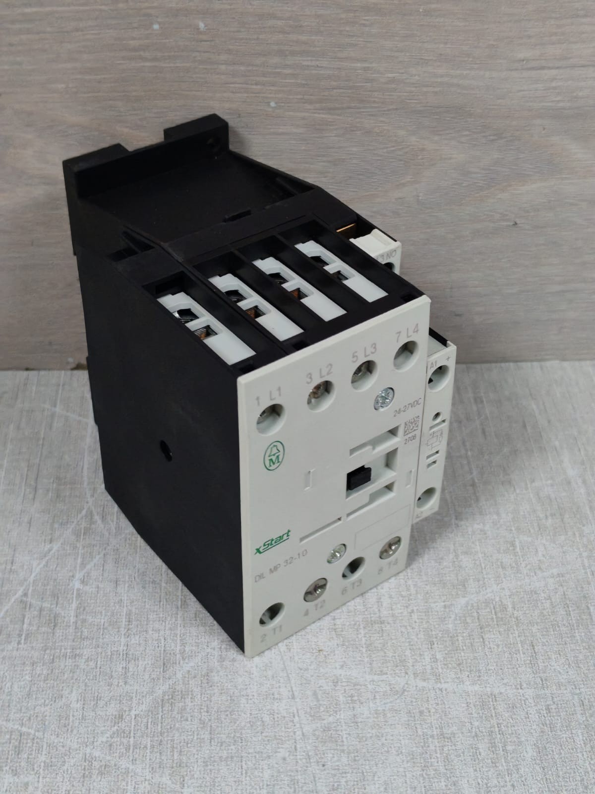 Moeller DILMP32/ DIL MP32-10 MOELLER DILMP32/ DIL MP32-10 POWER CONTACTOR 3