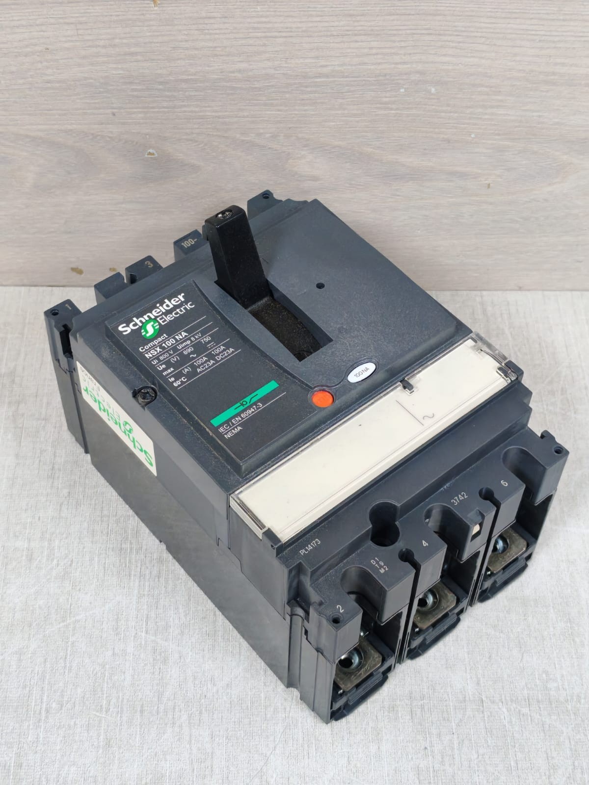 Schneider Electric NSX100NA SCHNEIDER ELECTRIC COMPACT NSX100NA CIRCUIT BREAKER 6