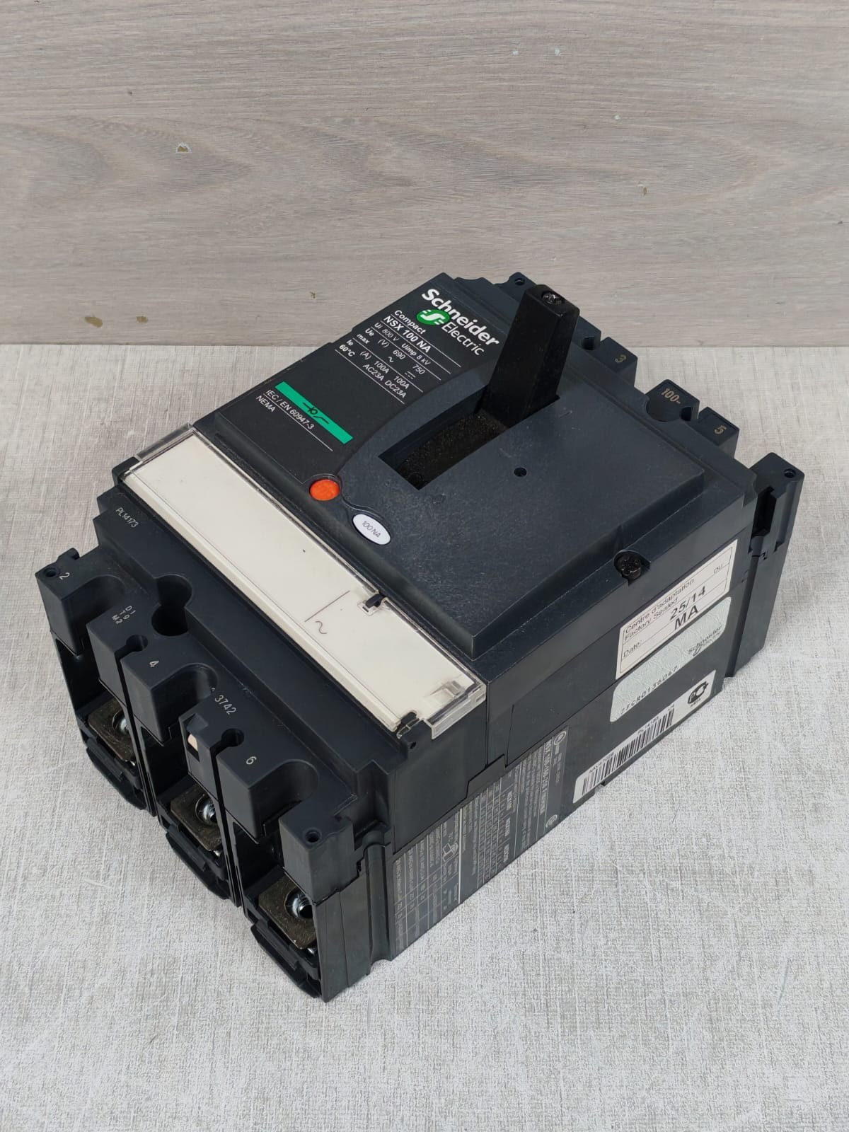 Schneider Electric NSX100NA SCHNEIDER ELECTRIC COMPACT NSX100NA CIRCUIT BREAKER 7