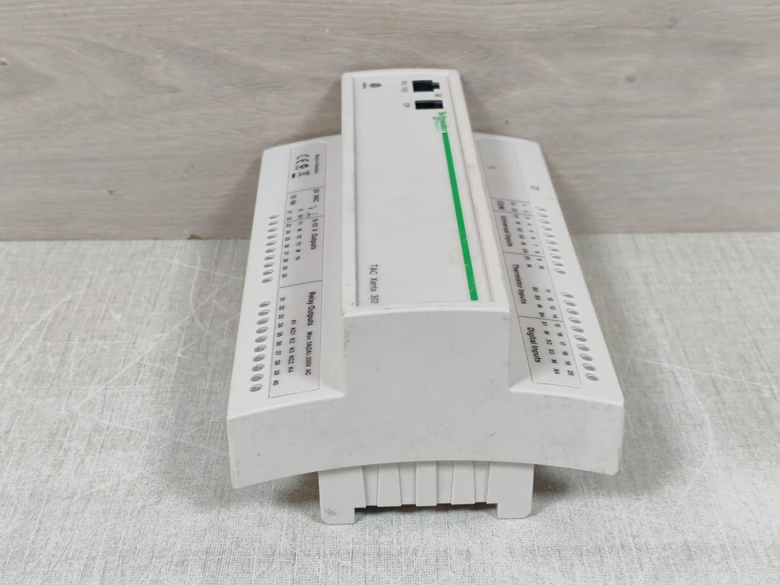 Schneider Electric XENTA-302 Schneider Electric TAC Xenta 302 Control Module -Without Base 5
