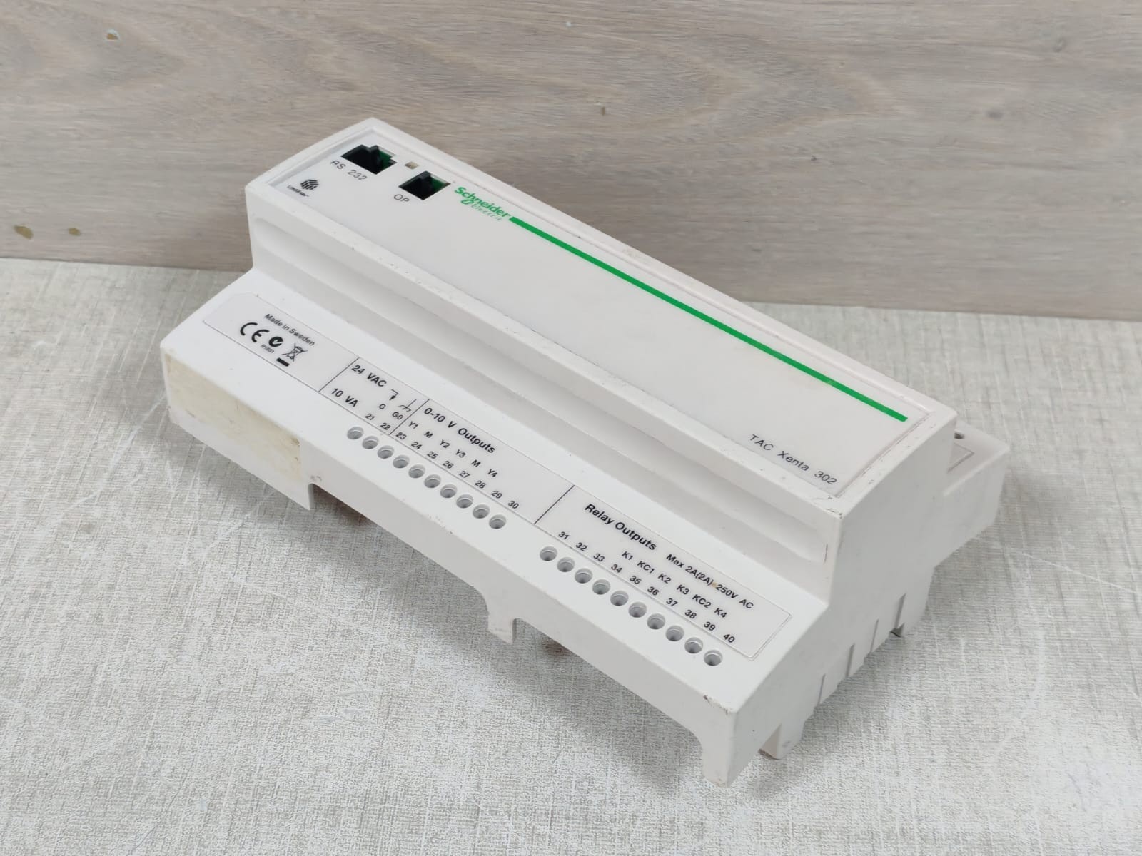 Schneider Electric XENTA-302 Schneider Electric TAC Xenta 302 Control Module -Without Base 8