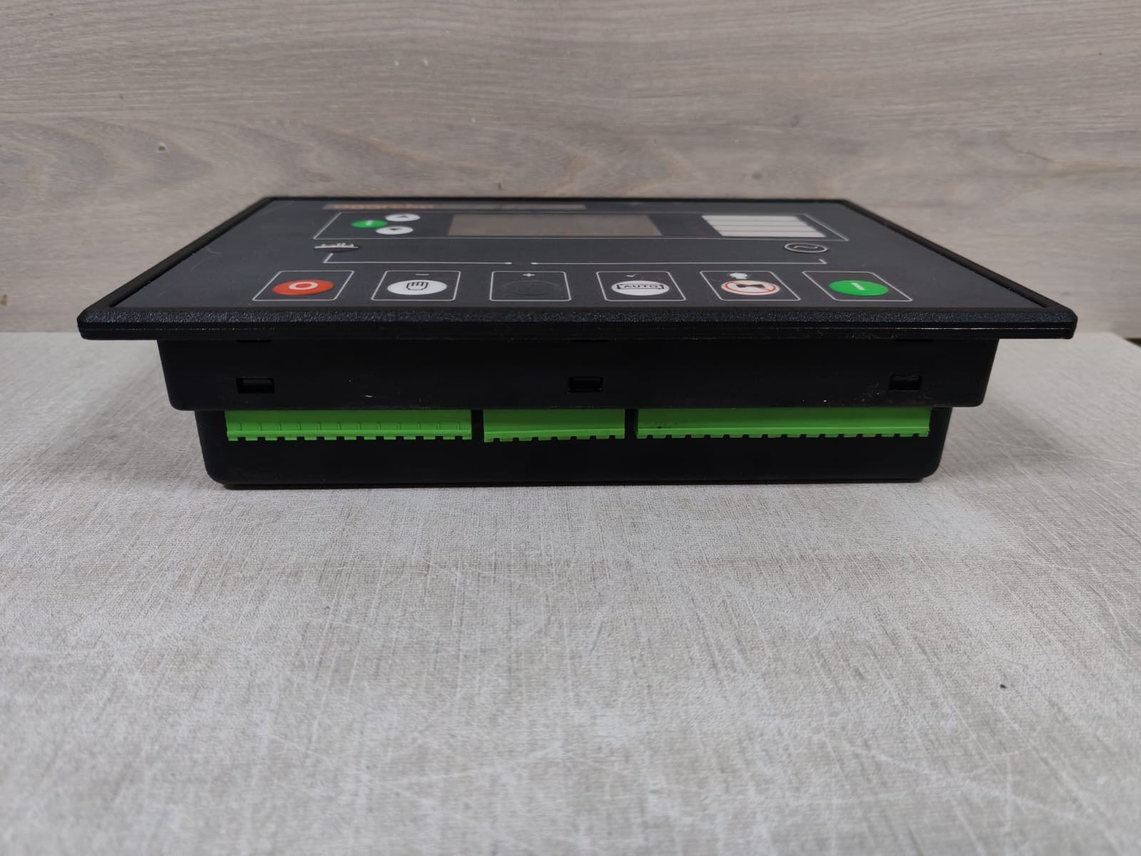 AGGREKO 5510-009-A1 549118 V12.53 AGGREKO 5510 RS232 5510-009-A1 549118 V12.53 CONTROLLER 8