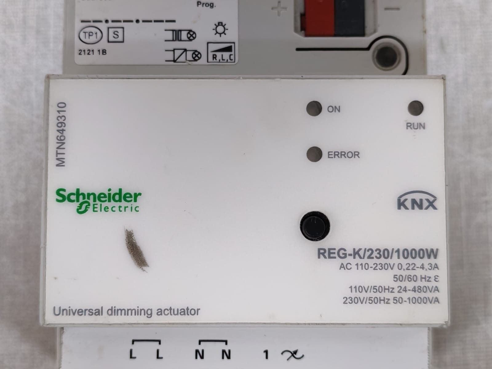 Schneider Electric MTN649310 Schneider Electric MTN649310 Universal Dimming Actuator 2