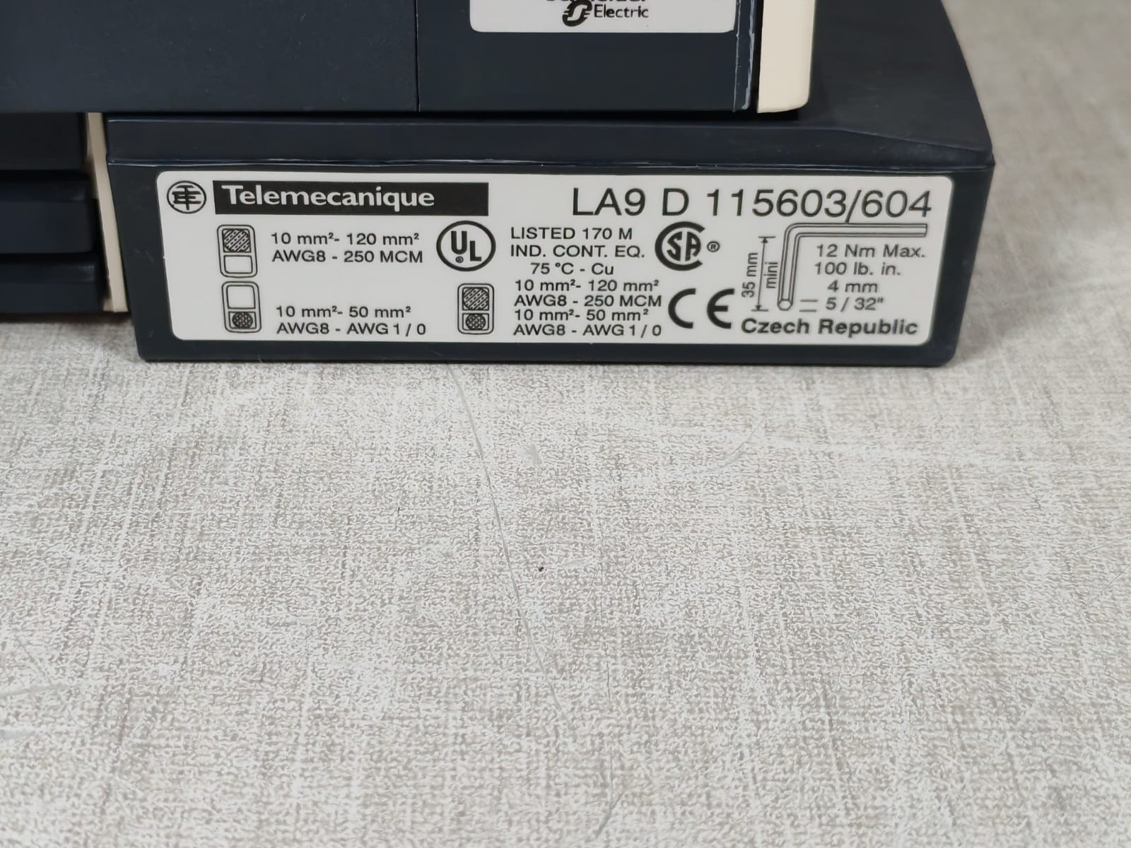 Telemecanique LC1D150 TELEMECANIQUE LC1D150 3-Pole Contactor 5