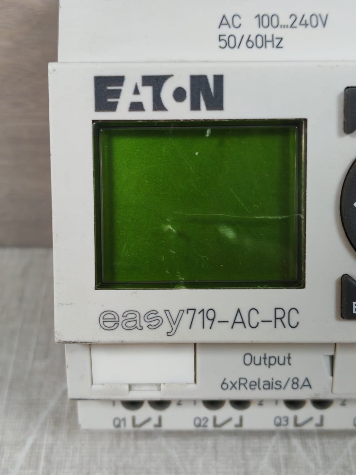 Eaton EASY 719-AC-RC EATON EASY 719-AC-RC CONTROLLER 85-264V 3