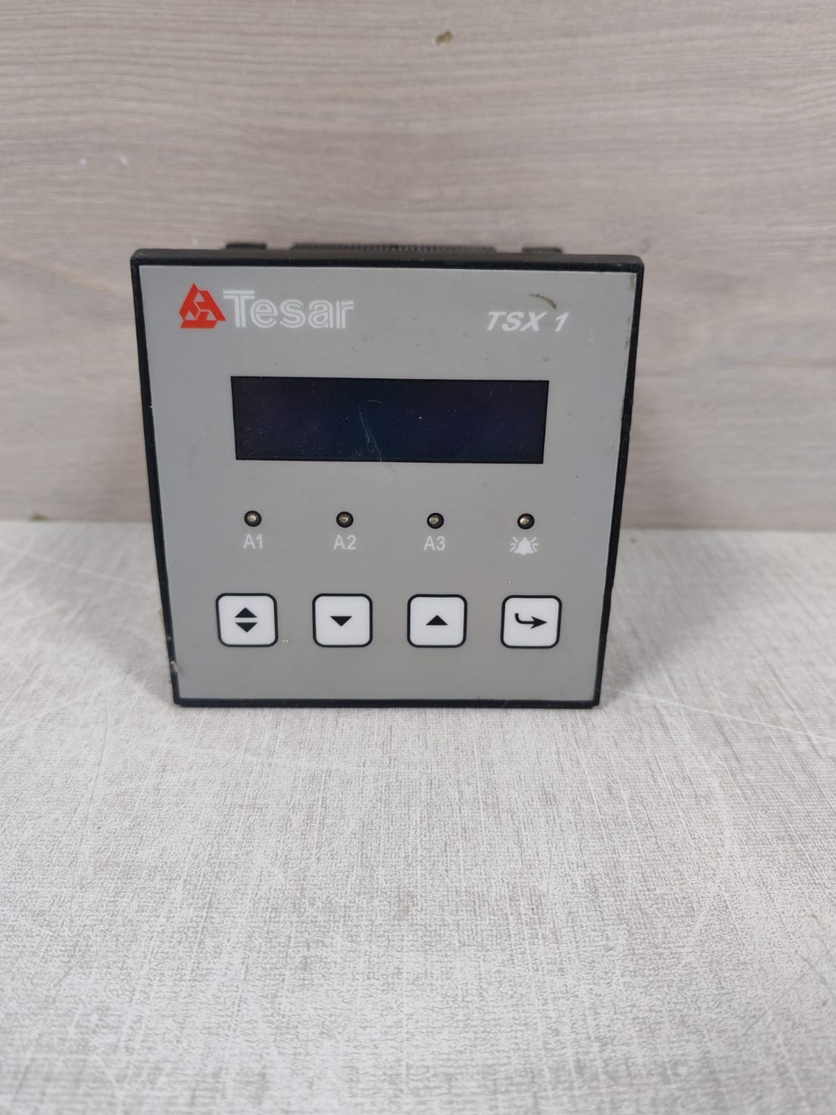 TESAR TSX 1 TESAR TSX 1 THERMAL PROTECTION DEVICE 2