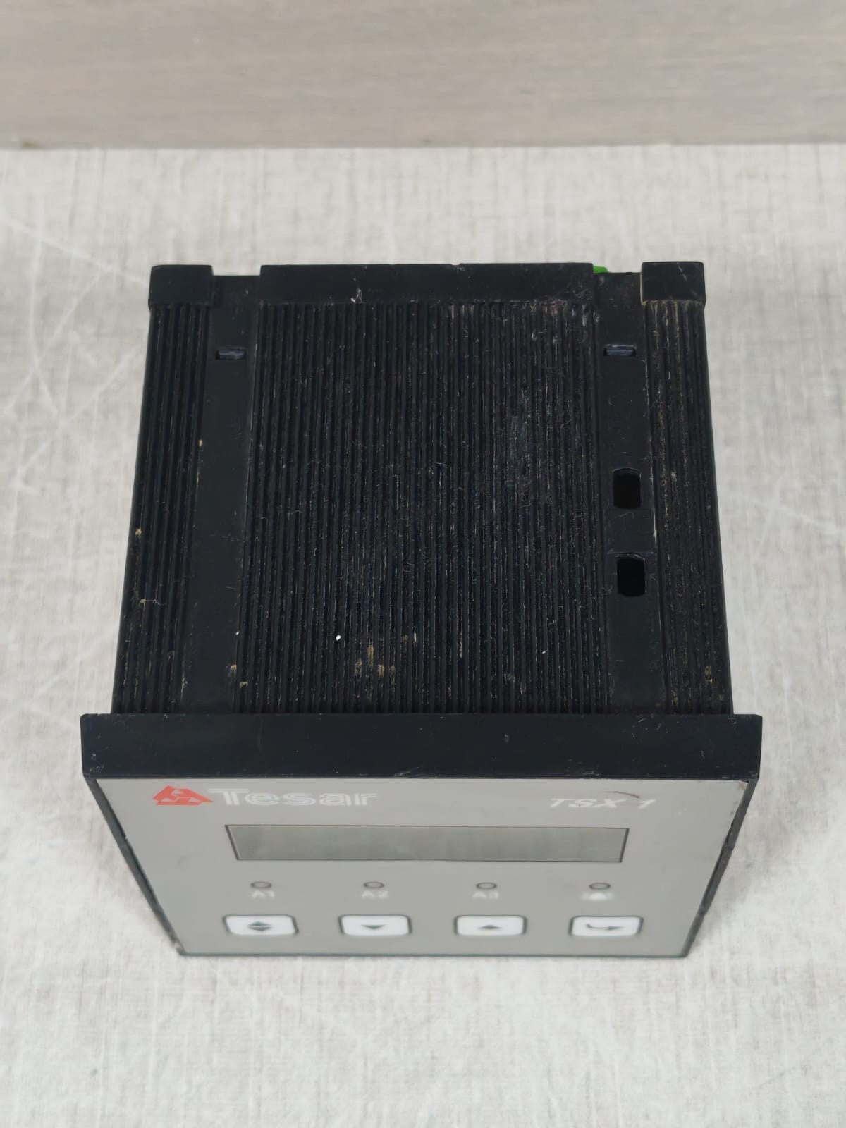 TESAR TSX 1 TESAR TSX 1 THERMAL PROTECTION DEVICE 9