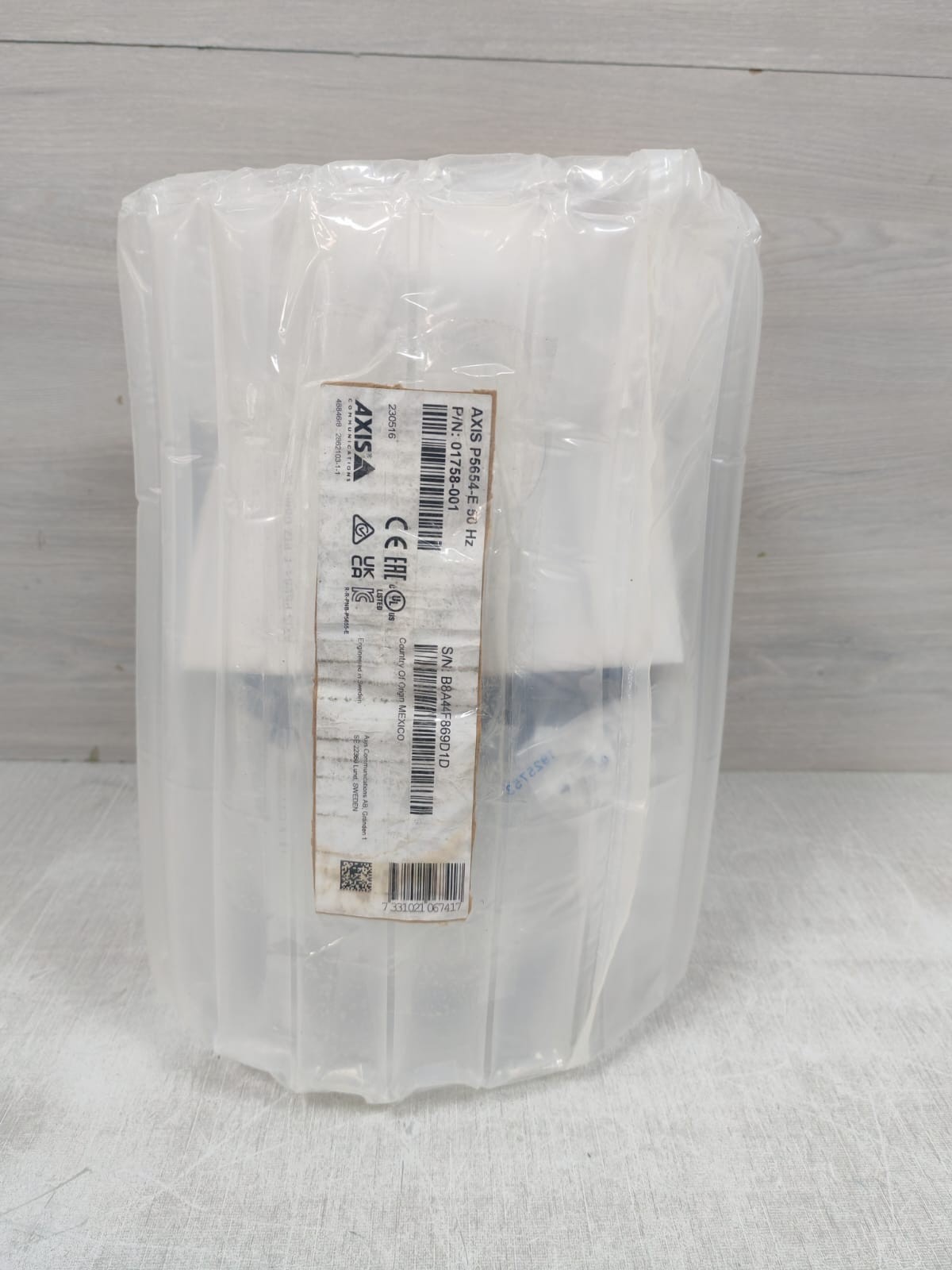 Axis P5654-E, 01758-001 AXIS P5654-E PTZ 50 Hz P/N: 01758-001 Dome Network Camera 4