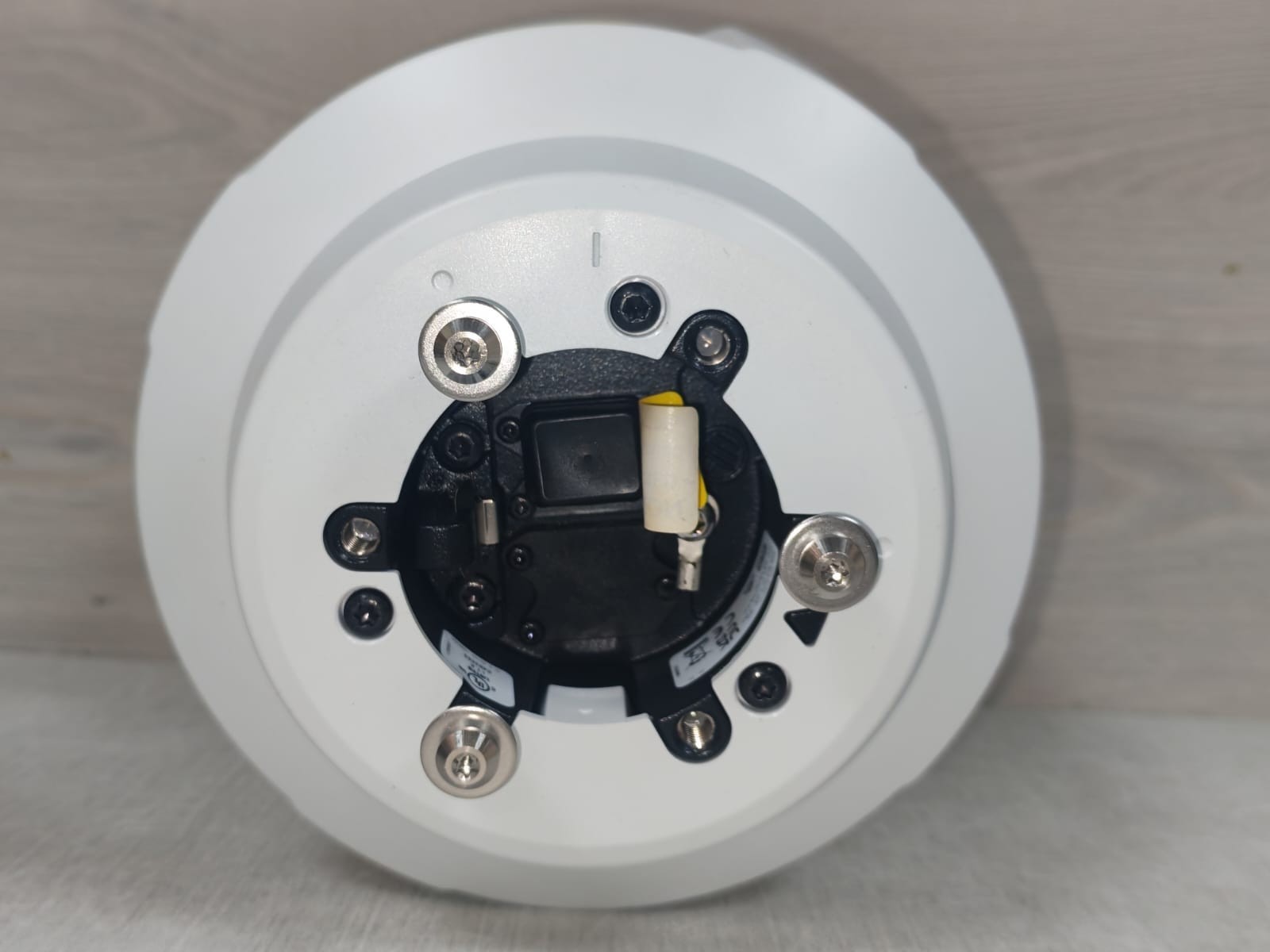 Axis P5654-E, 01758-001 AXIS P5654-E PTZ 50 Hz P/N: 01758-001 Dome Network Camera 6