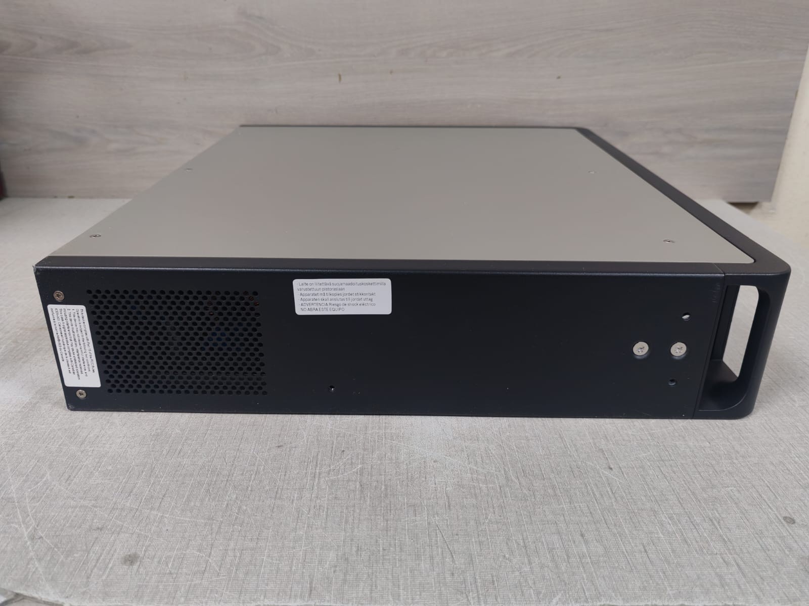 Bosch F01U010341 BOSCH PRS-1B500 MAT/N:F01U010341 HW06/05 POWER AMPLIFIER 880VA 7