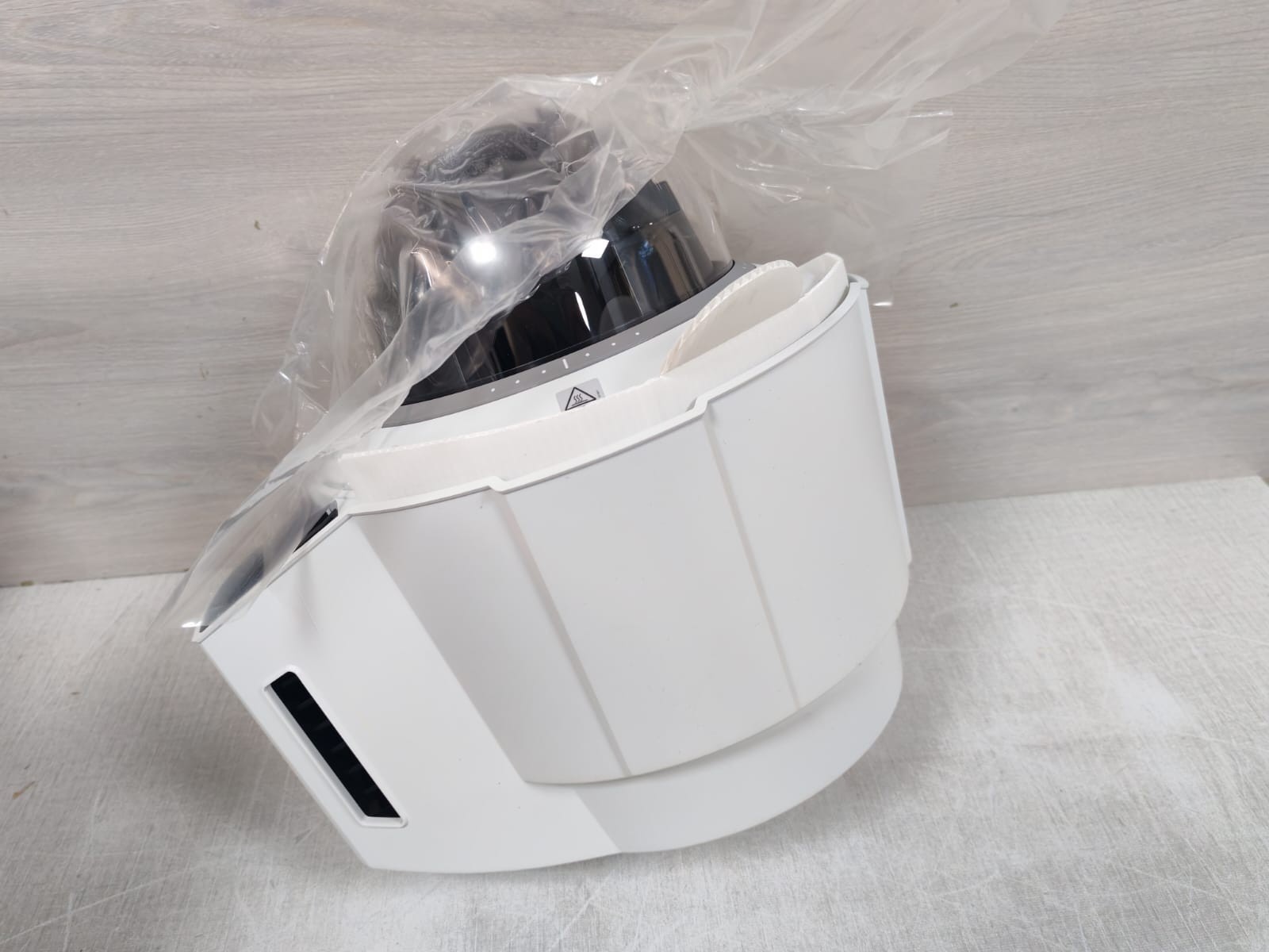 Axis Q6055-C AXIS Q6055-C 50 Hz P/N: 0942-001 PTZ Dome Network Camera 5