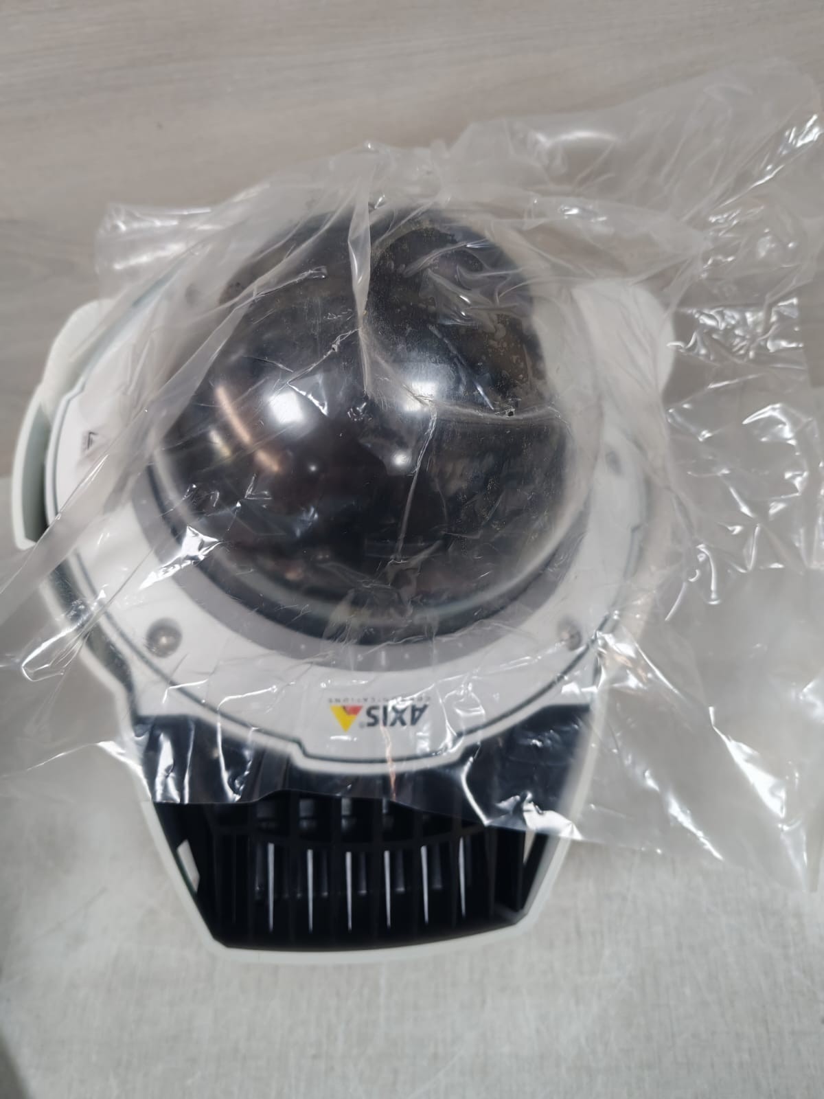 Axis Q6055-C AXIS Q6055-C 50 Hz P/N: 0942-001 PTZ Dome Network Camera 10