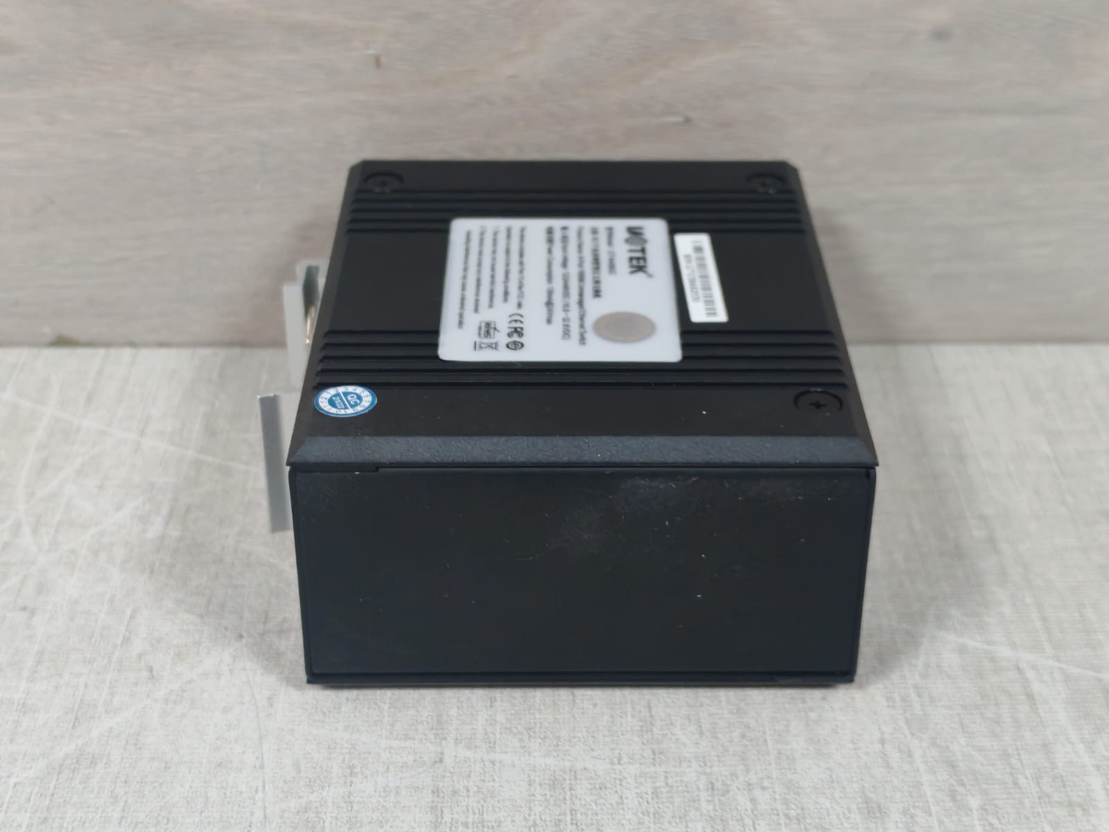 Uotek UT-6408GC UOTEK UT-6408GC 8-Port 1000M Unmanaged Ethernet Switch 5