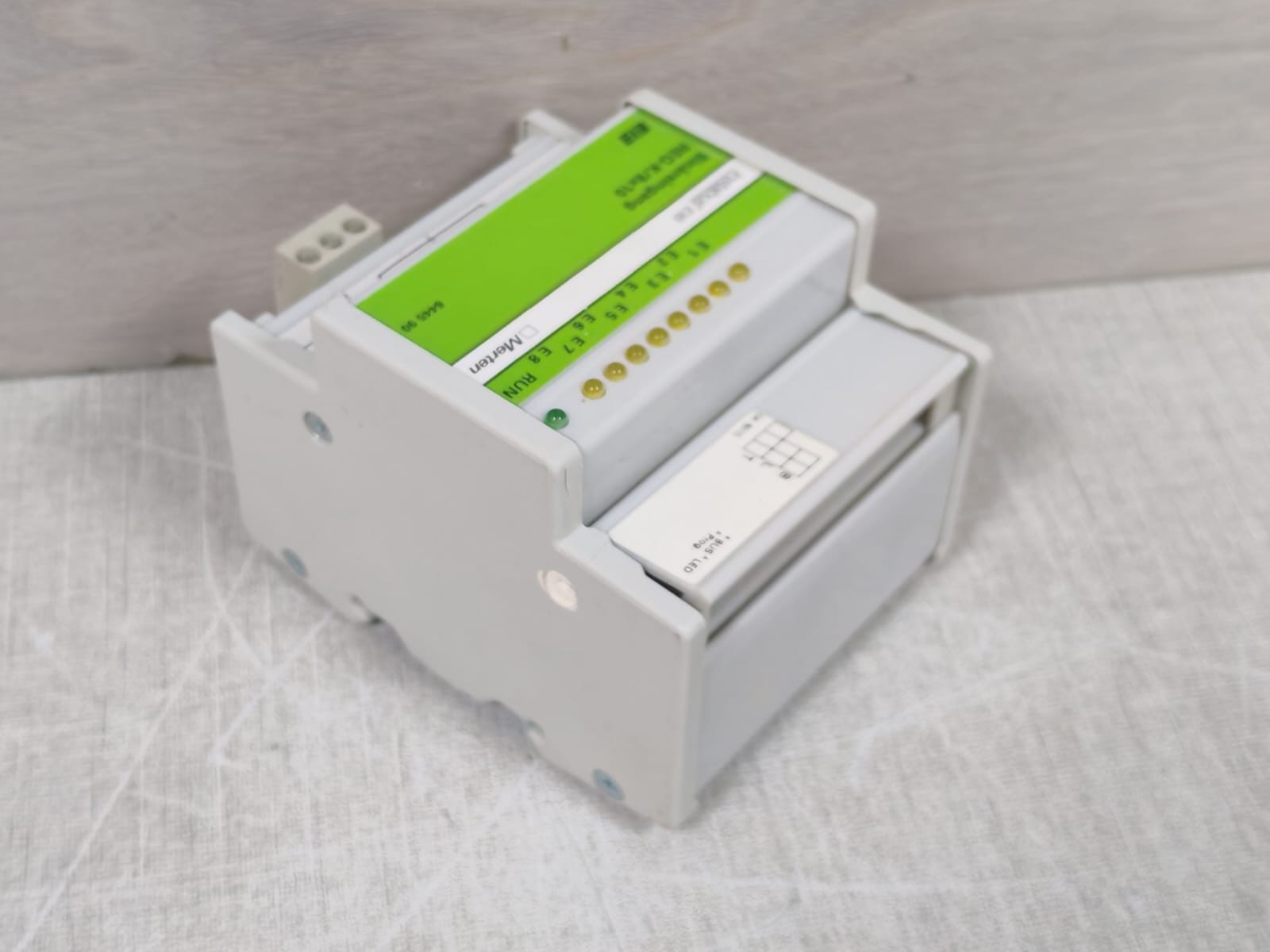 Merten 644590 Merten 644590 Binary Input REG-K/8x10 9