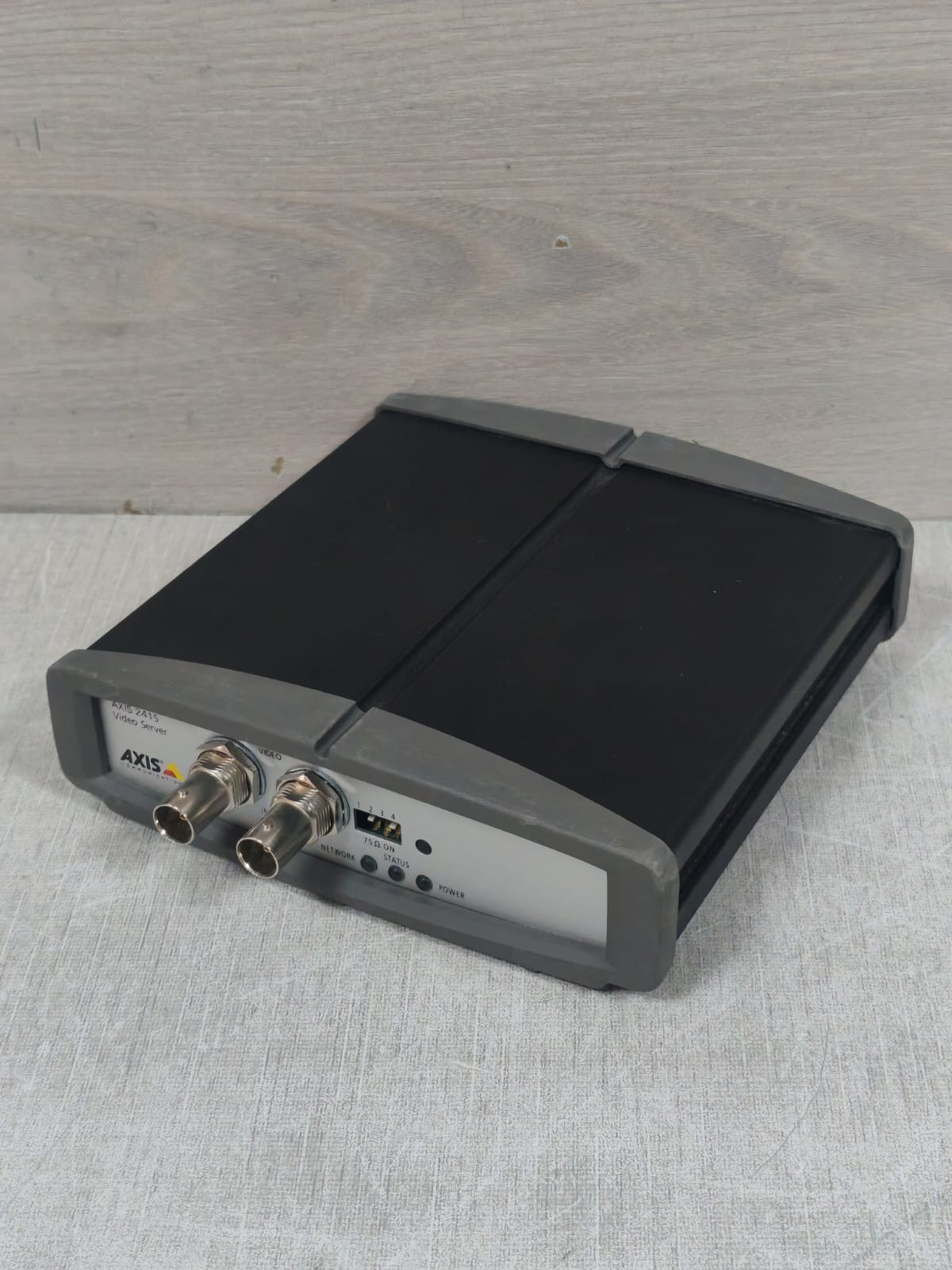 AXIS COMMUNICATIONS 0186-001-04 AXIS COMMUNICATIONS 241S P/N 0186-001-04 VIDEO SERVER 5