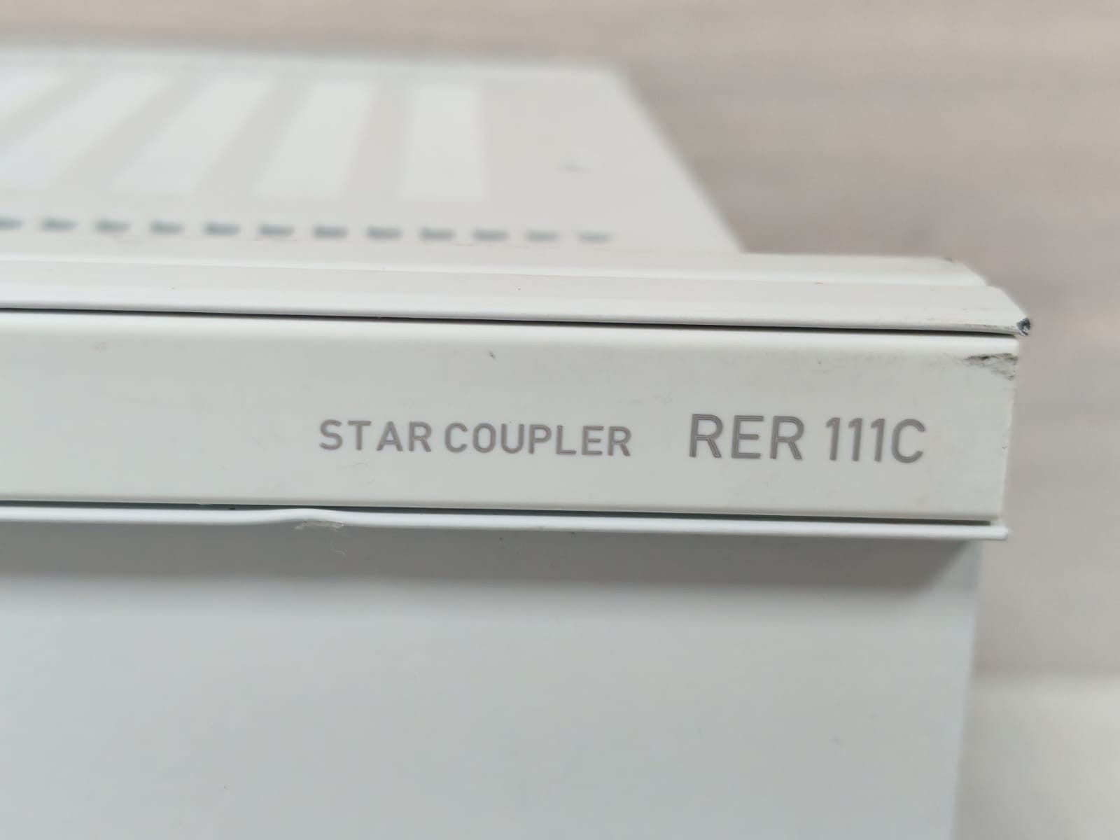 ABB RER111C / RER111C-A REV.E ABB RER111C / RER111C-A REV.E STAR COUPLER 100-240VAC/DC 3