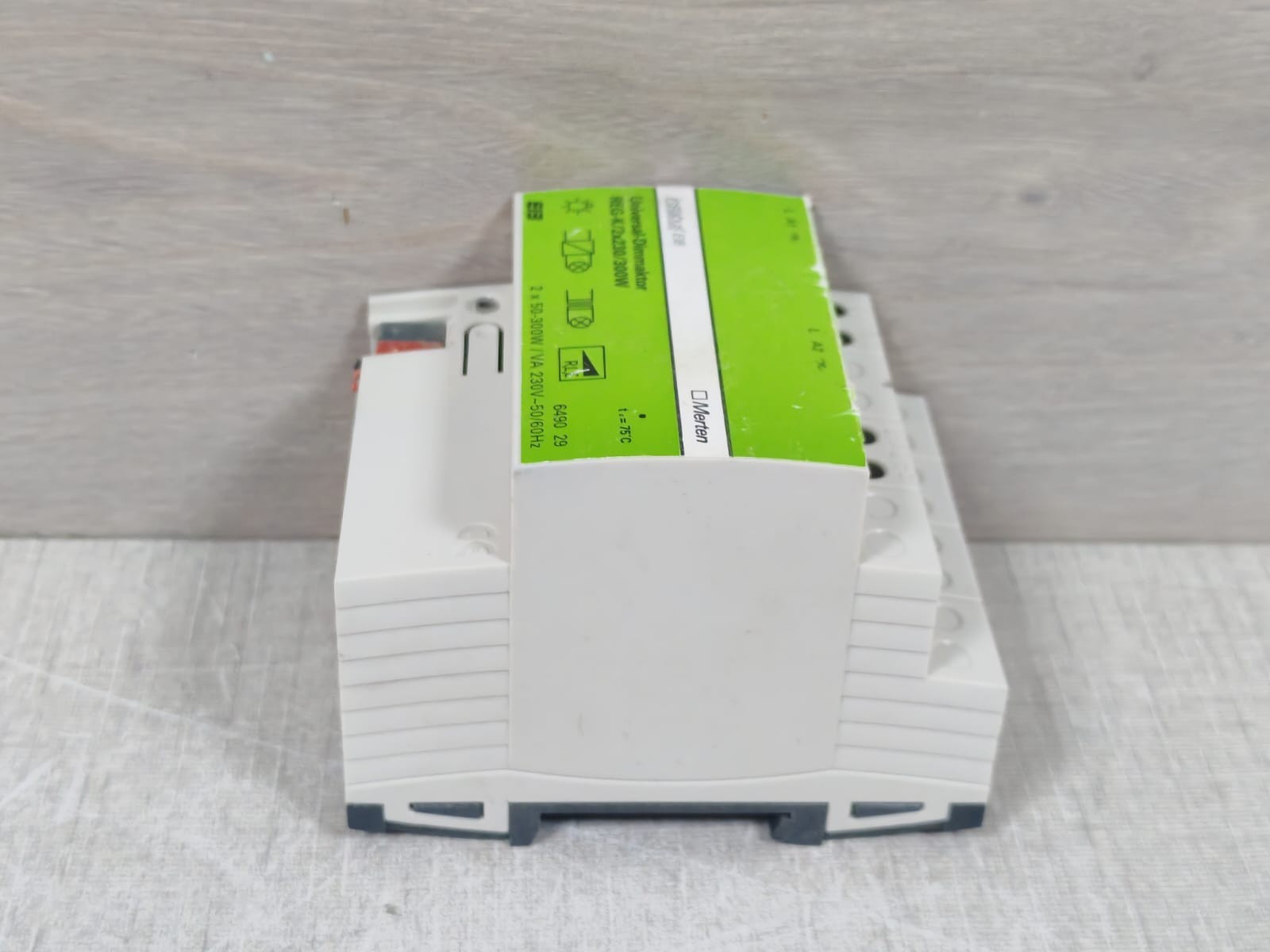 Merten 6490 29 Merten 6490 29 Universal-Dimmaktor 5