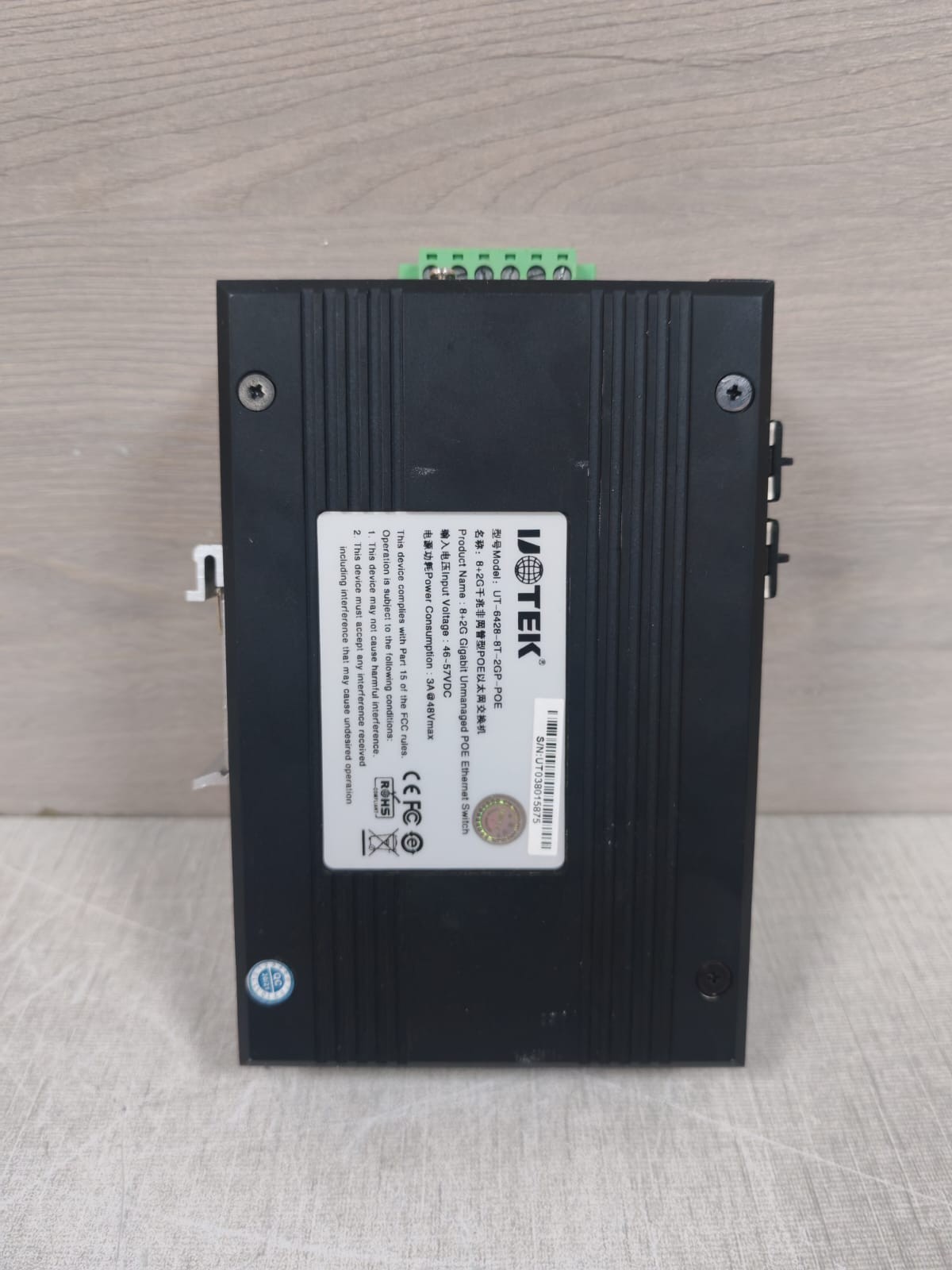 UOTEK UT-6428-8T-2GP-POE UOTEK UT-6428-8T-2GP-POE 8+2G GIGABIT UNMANAGED POE ETHERNET SWITCH 4