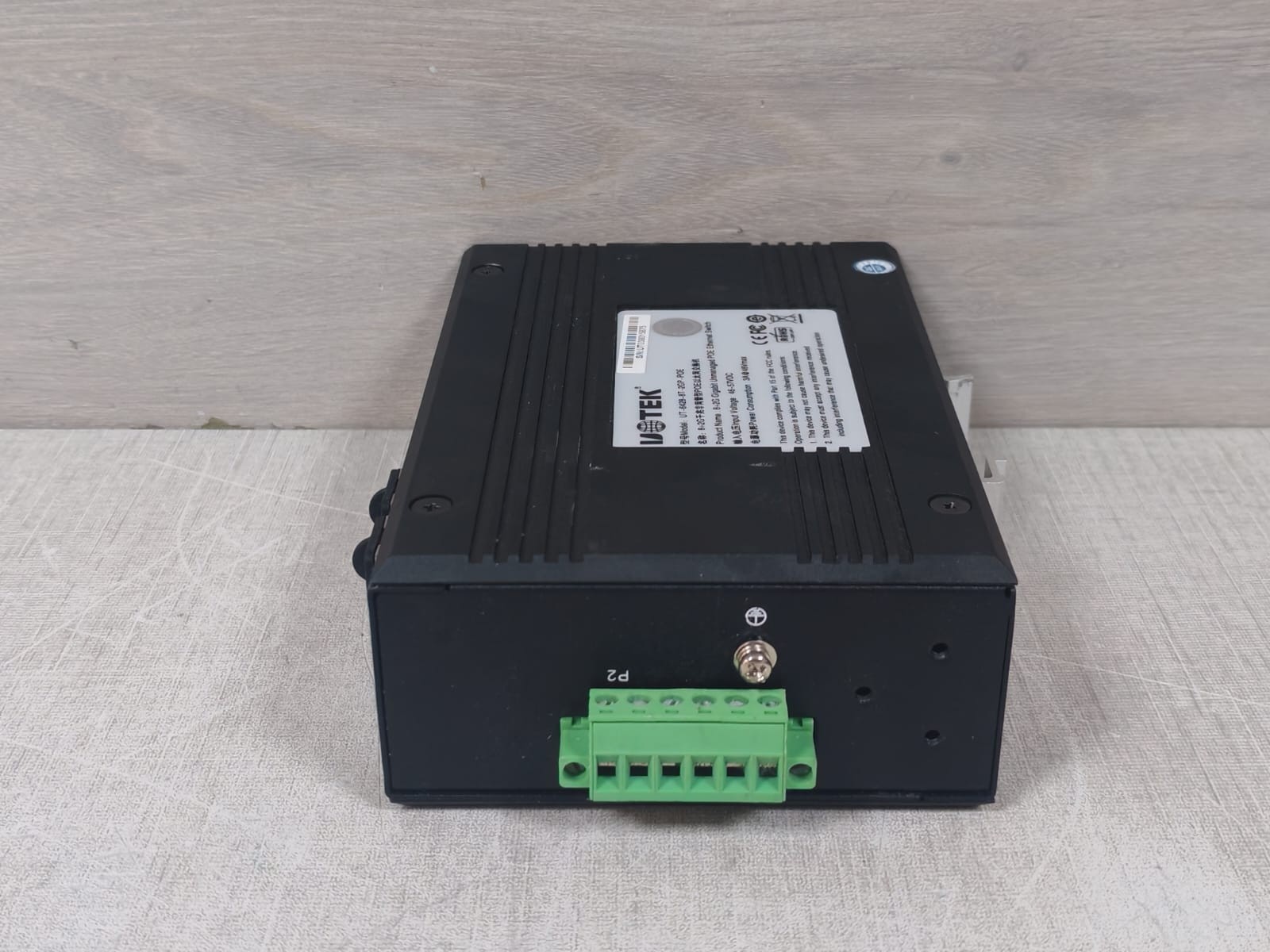 UOTEK UT-6428-8T-2GP-POE UOTEK UT-6428-8T-2GP-POE 8+2G GIGABIT UNMANAGED POE ETHERNET SWITCH 6