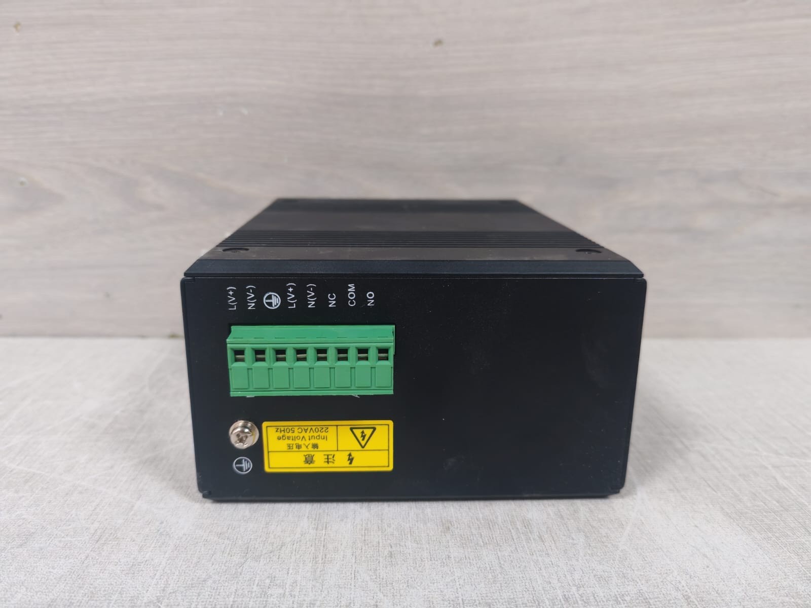 UOTEK UT-62020G-8GT4GP-BND UOTEK UT-62020G-8GT4GP-BND 12-PORT ALL GIGABIT MANAGED ETEHRNET SWITCH 6