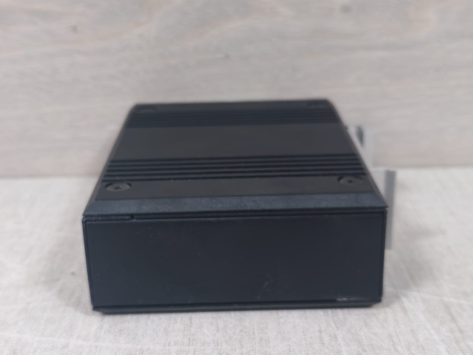 UOTEK UOTEK UT-6405C UOTEK UT-6405C 5-PORT 100M UNMANAGED ETHERNET SWITCH 5