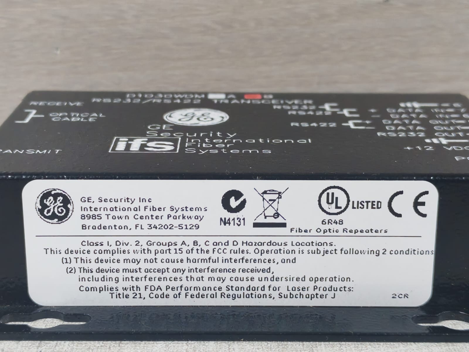 GE D1030WDMB GE SECURITY INTERNATIONAL FIBER SYSTEMS D1030WDMB RS232/RS422 TRANSCEIVER 4