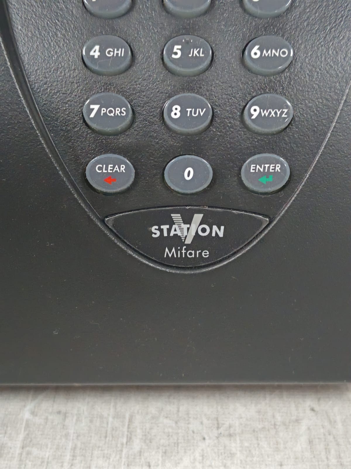 BIOSCRYPT V-STATION A,G,R P/N:871-25232-31R BIOSCRYPT V-STATION A,G,R P/N:871-25232-31R FINGERPRINT READER- INCOMPLETE ACCS 6