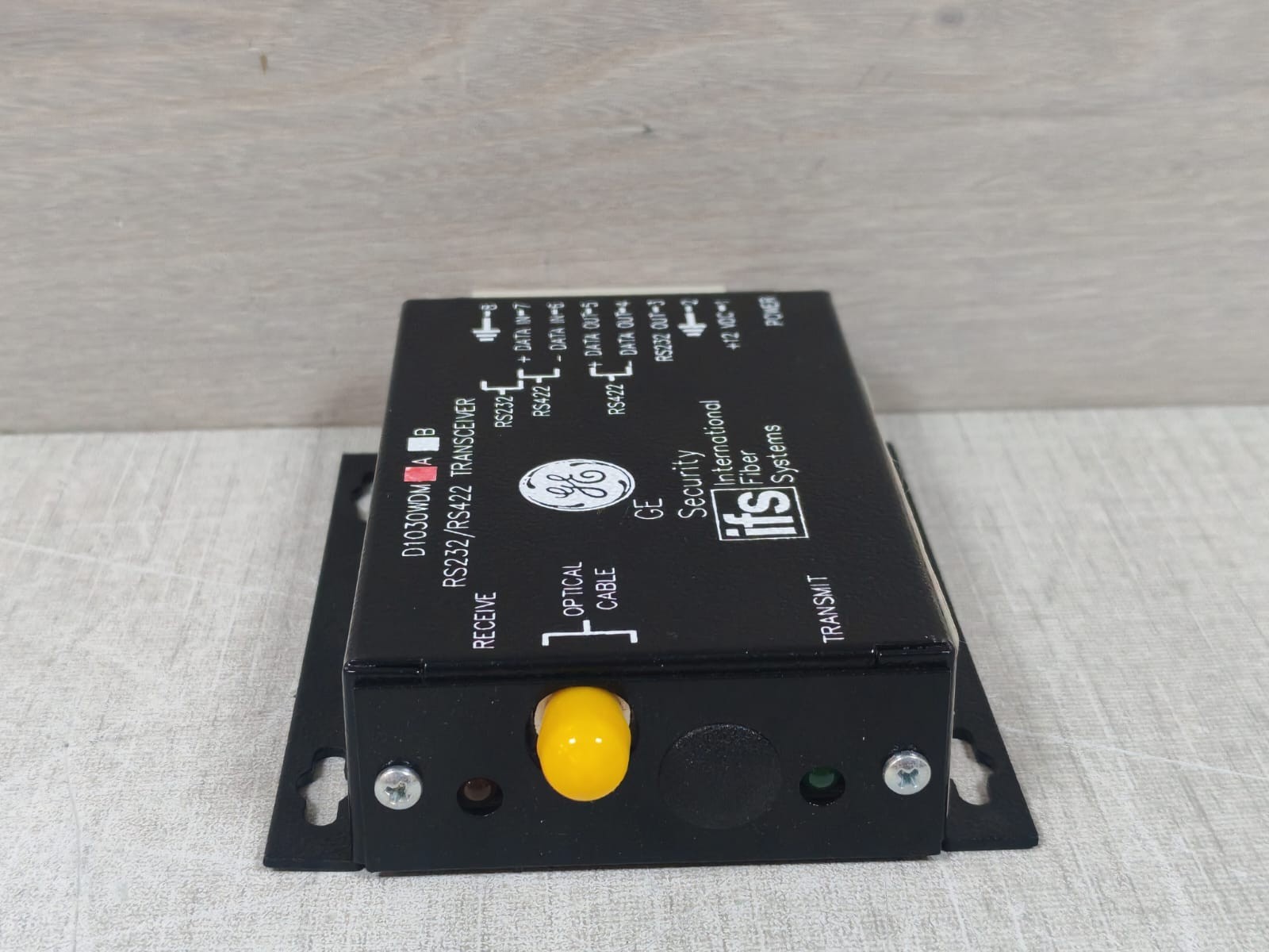 GE D1030WDMA GE SECURITY INTERNATIONAL FIBER SYSTEMS D1030WDMA RS232/RS422 TRANSCEIVER 7
