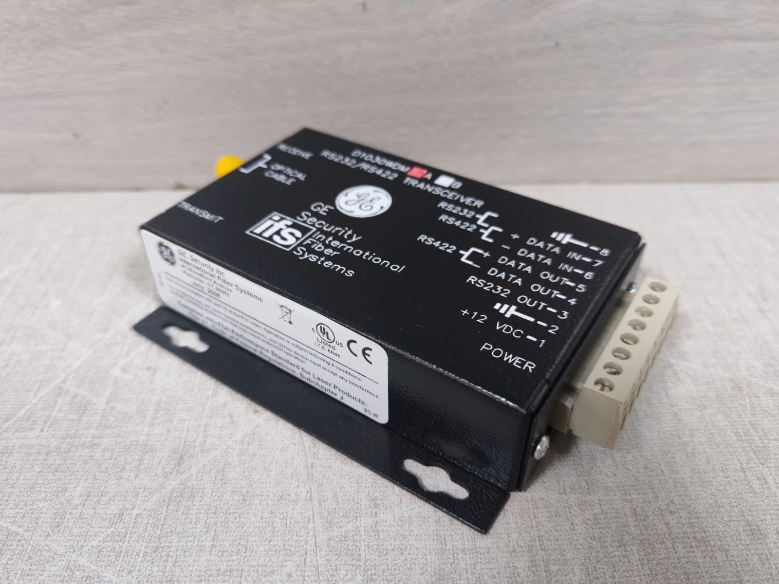 GE D1030WDMA GE SECURITY INTERNATIONAL FIBER SYSTEMS D1030WDMA RS232/RS422 TRANSCEIVER 10