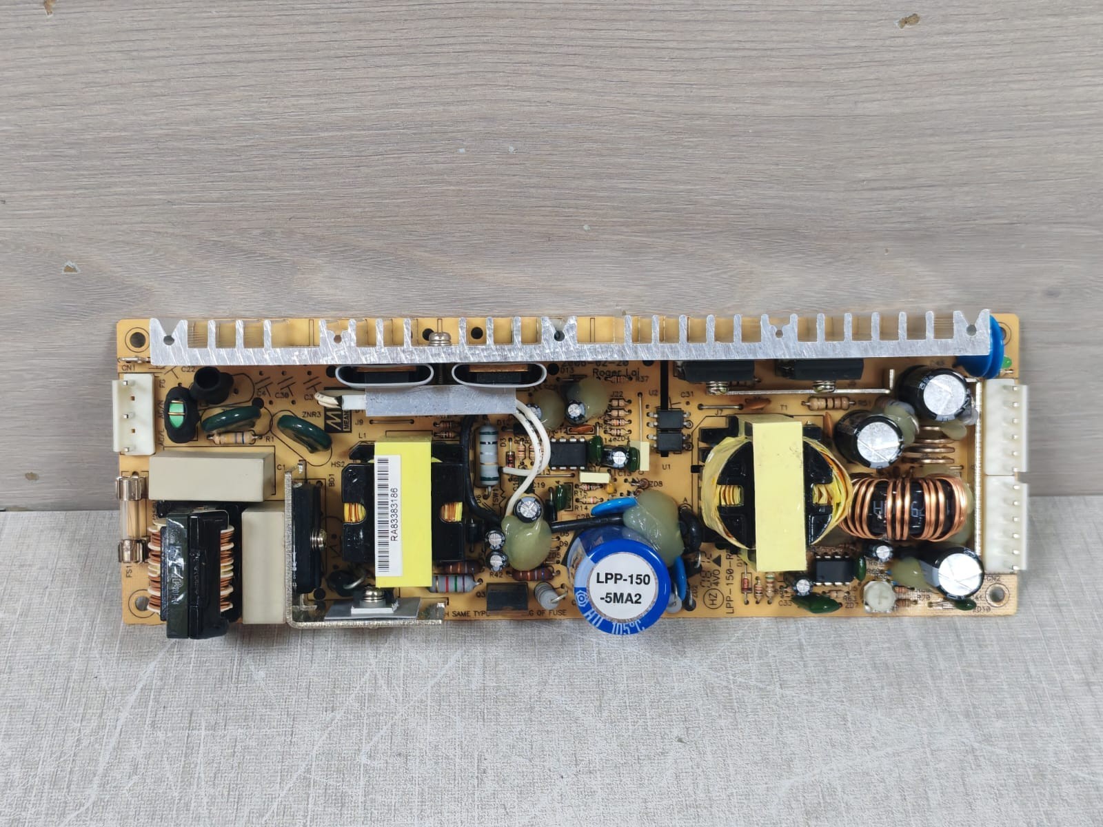 MEAN WELL LPP-150-R8 MEAN WELL LPP-150-R8 POWER SUPPLY 2