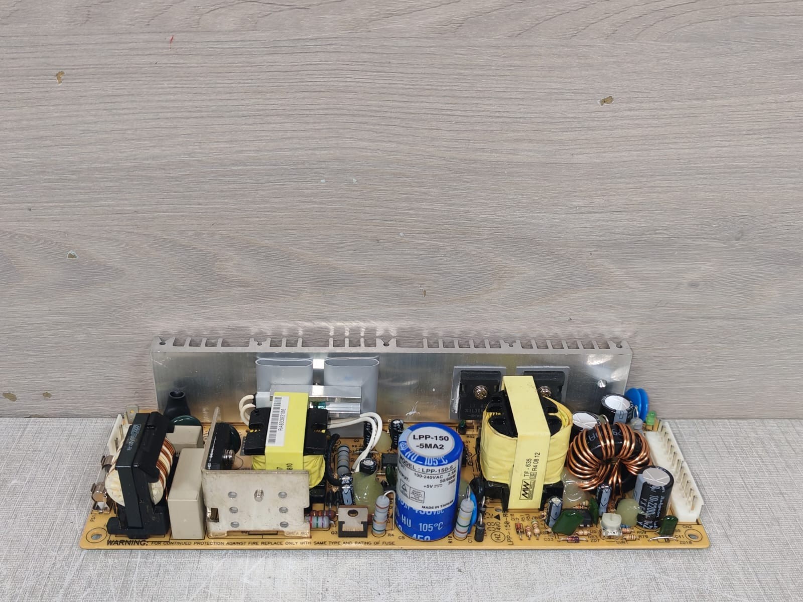 MEAN WELL LPP-150-R8 MEAN WELL LPP-150-R8 POWER SUPPLY 6