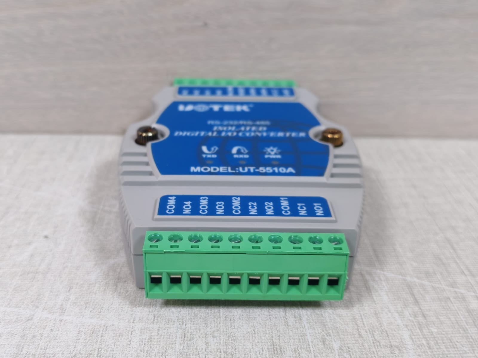 Uotek UT-5510A UOTEK UT-5510A 4-CHANNEL OPTO-ELECTRONIC ISOLATION INPUT 4