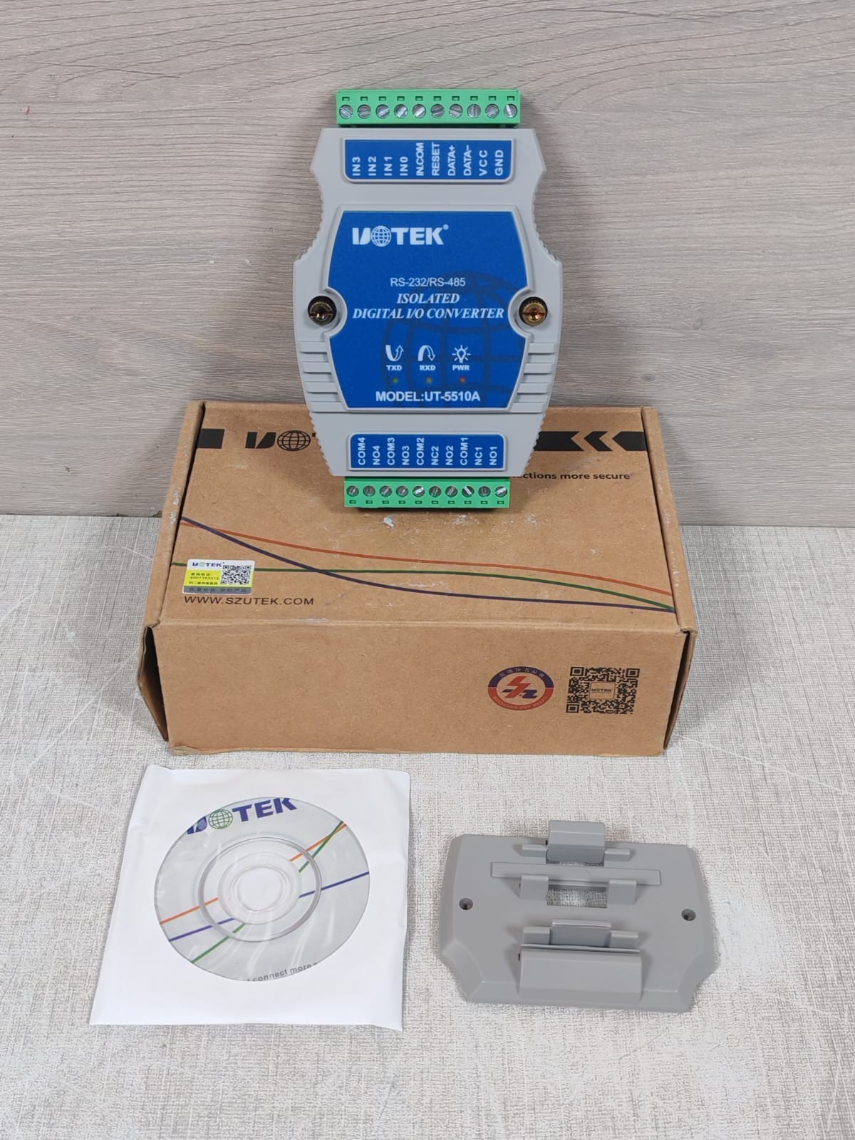 UOTEK UT-2506A RS-232/485 CAN BUS Intelligent Protocol Converter