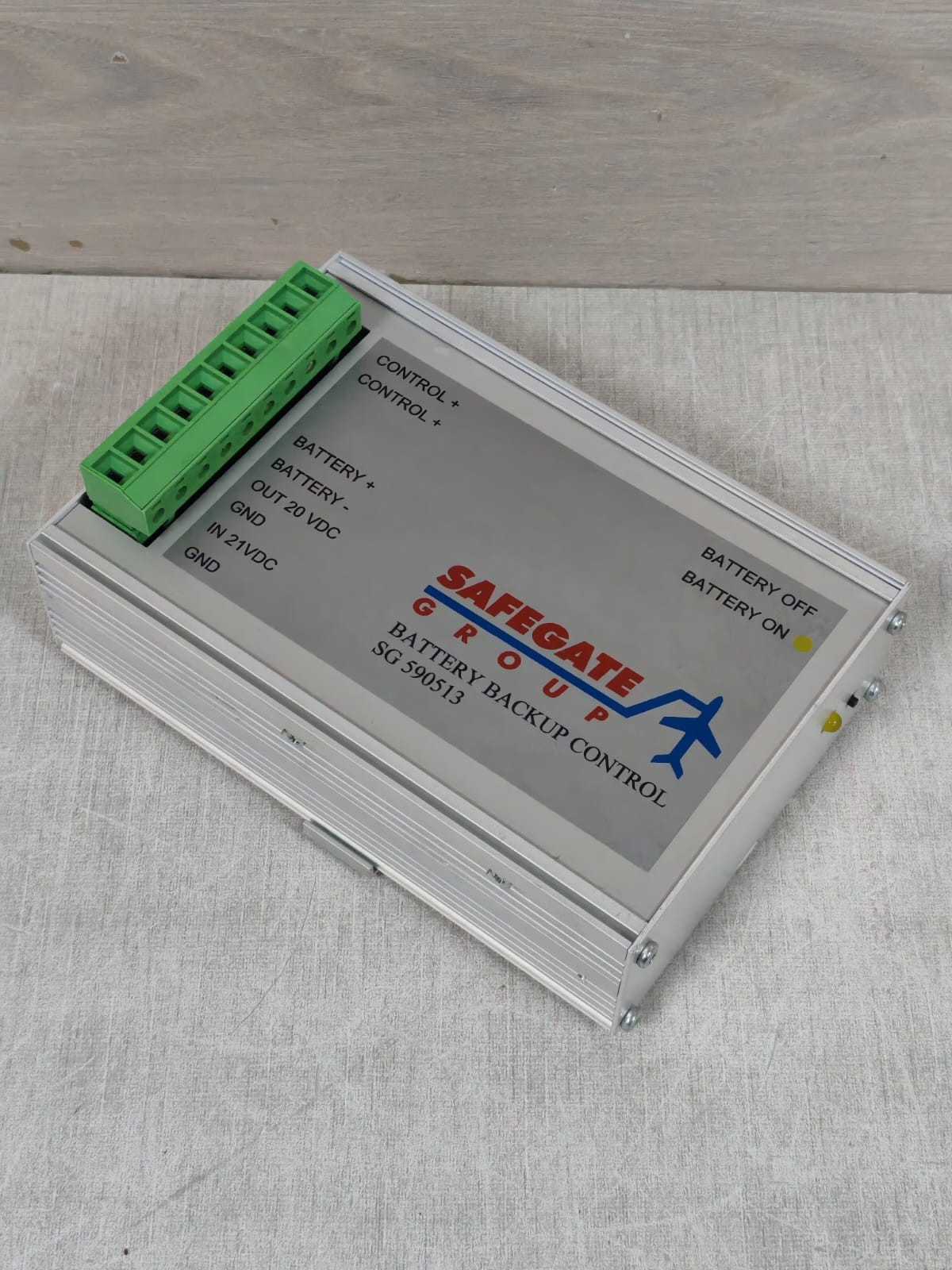 SAFEGATE GROUP SG 590513/SG590422B VER.2 SAFEGATE GROUP SG 590513/SG590422B VER.2 BATTERY BACKUP CONTROL 4