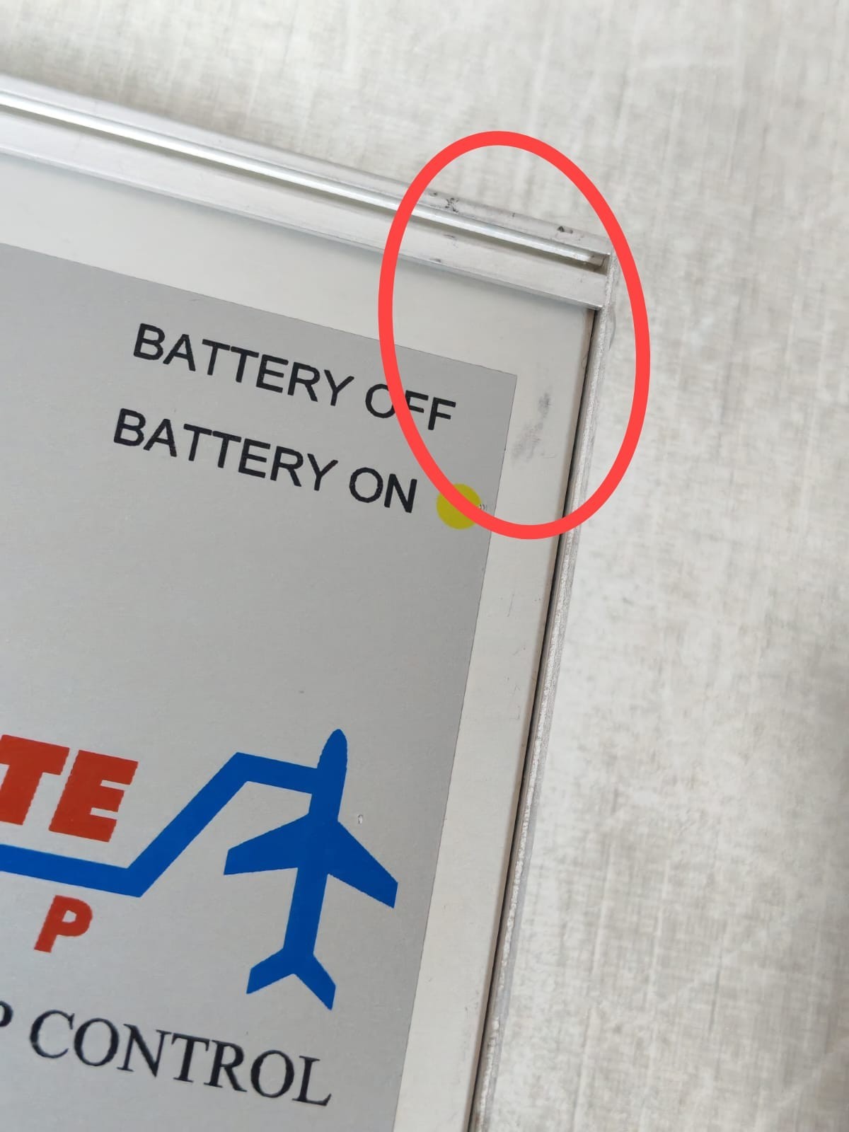 SAFEGATE GROUP SG 590513/SG590422B VER.2 SAFEGATE GROUP SG 590513/SG590422B VER.2 BATTERY BACKUP CONTROL 6