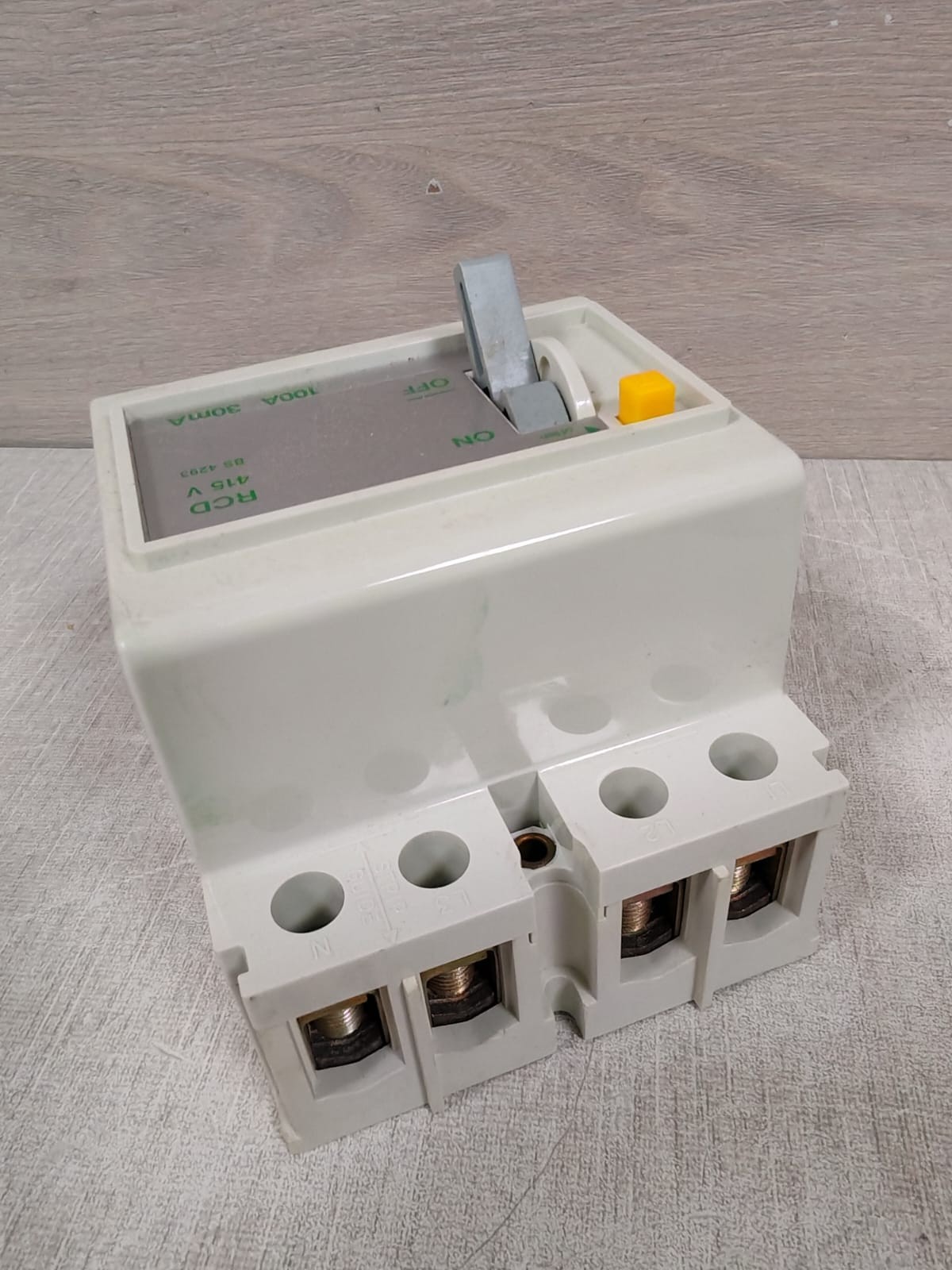 Crabtree Polestar 641/030 Crabtree Polestar RCD 100A 30mA 3 Pole RCD 641/030 415 V 7