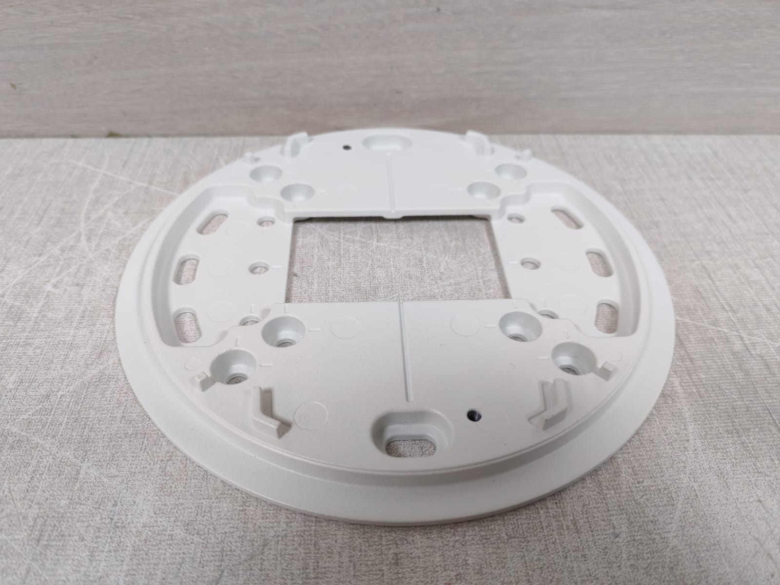 Axis 5502401 AXIS 5502-401 ACC MOUNTING BRACKET AXIS P3343 4