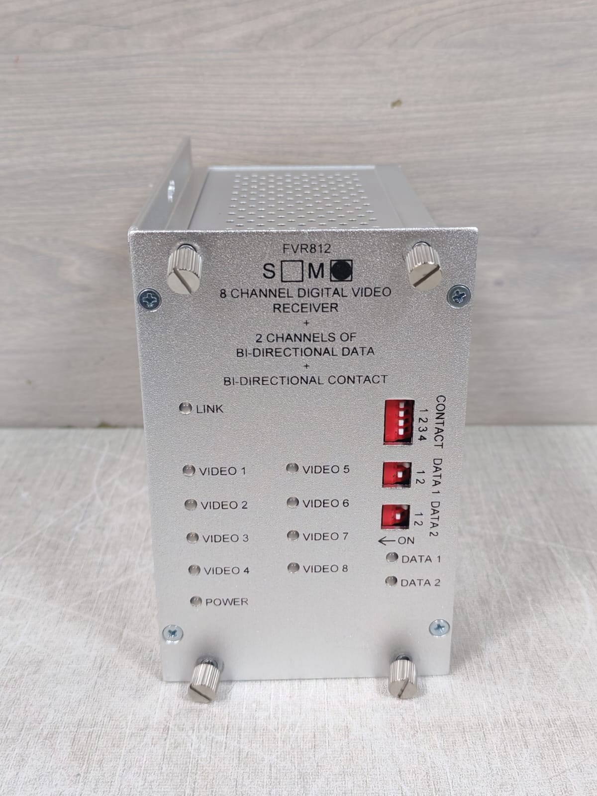 Comnet FVR812/FVR812M1 COMNET FVR812/FVR812M1 8-CHANNEL DIGITAL VIDEO RECEIVER 2