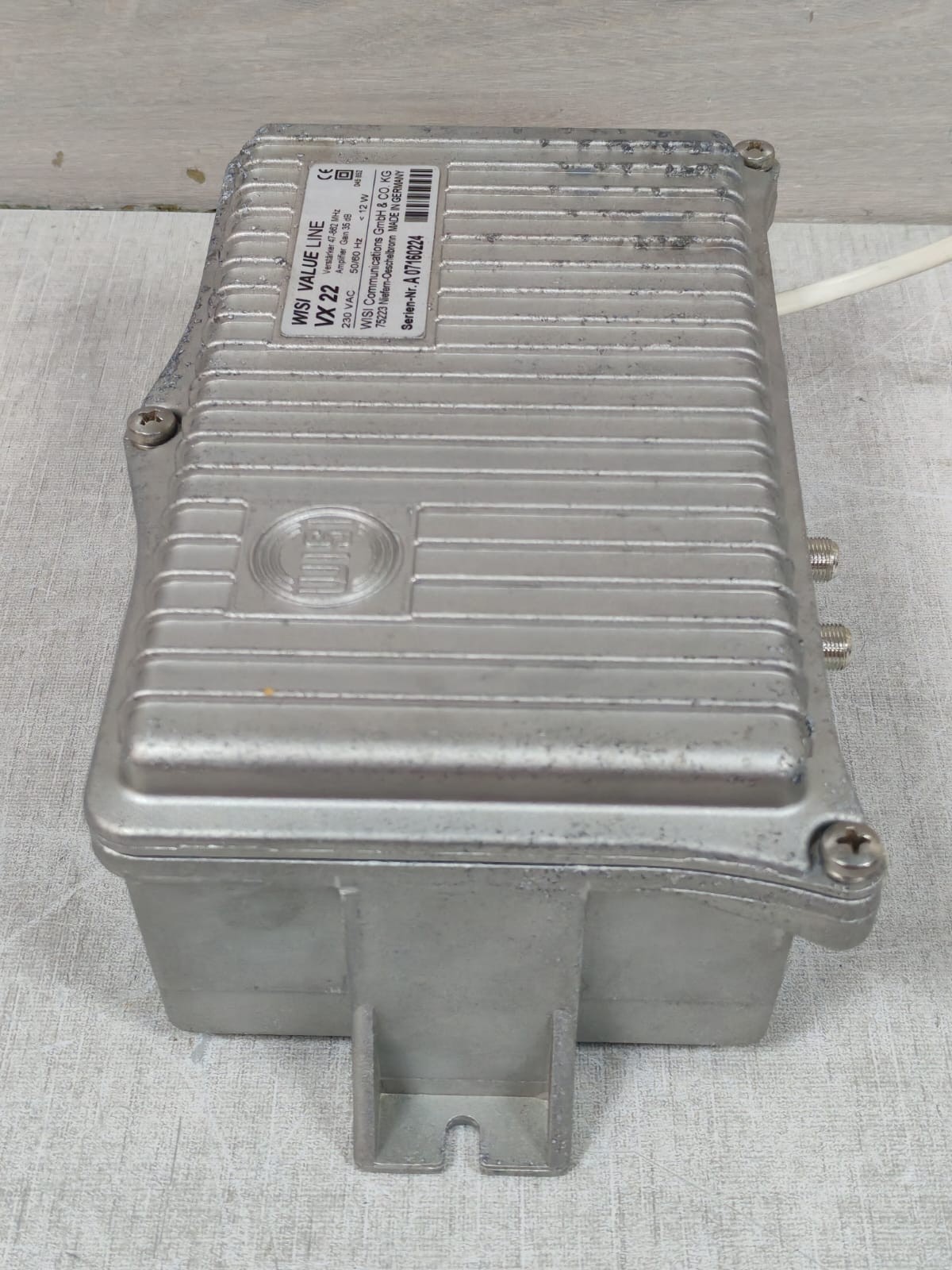 WISI COMMUNICATIONS VX22 WISI VX22 COMMUNICATIONS VALUE LINE AMPLIFIER 230VAC 12W 8