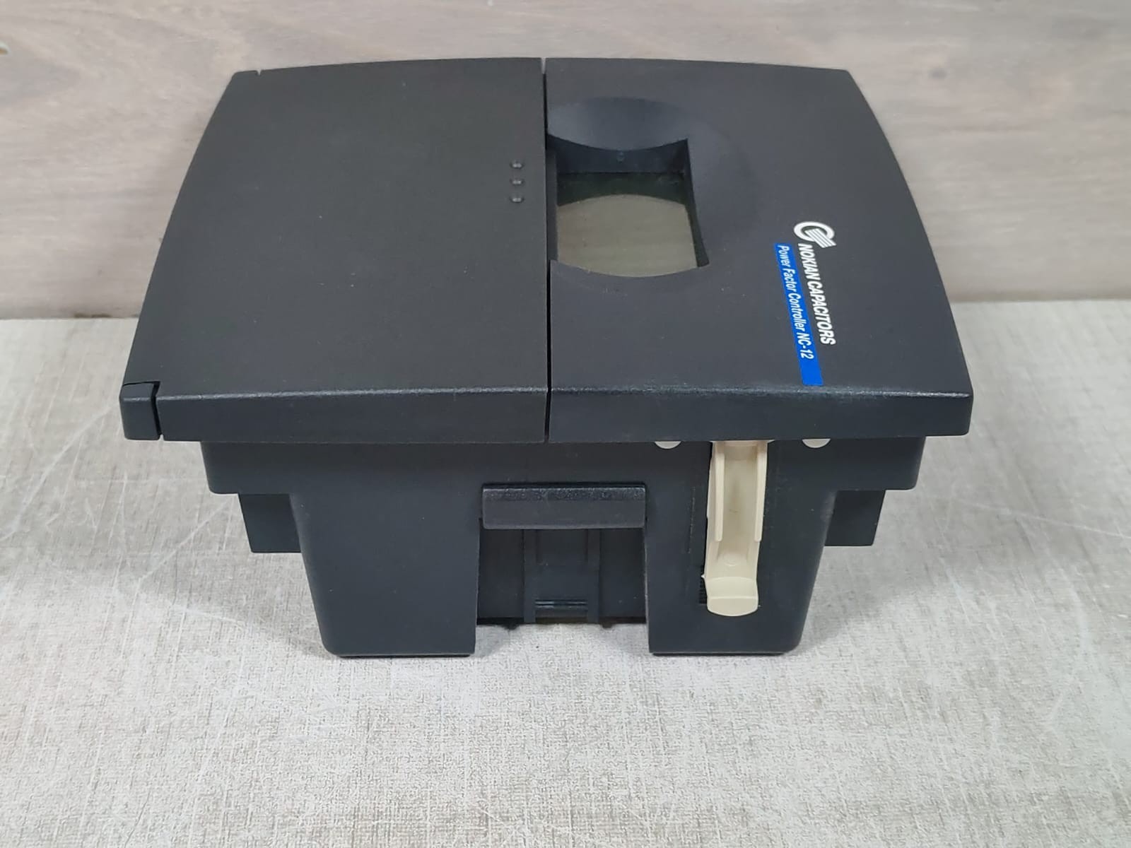 Nokian Capacitors NC-12 NOKIAN CAPACITORS NC-12 POWER FACTOR CONTROLLER 9
