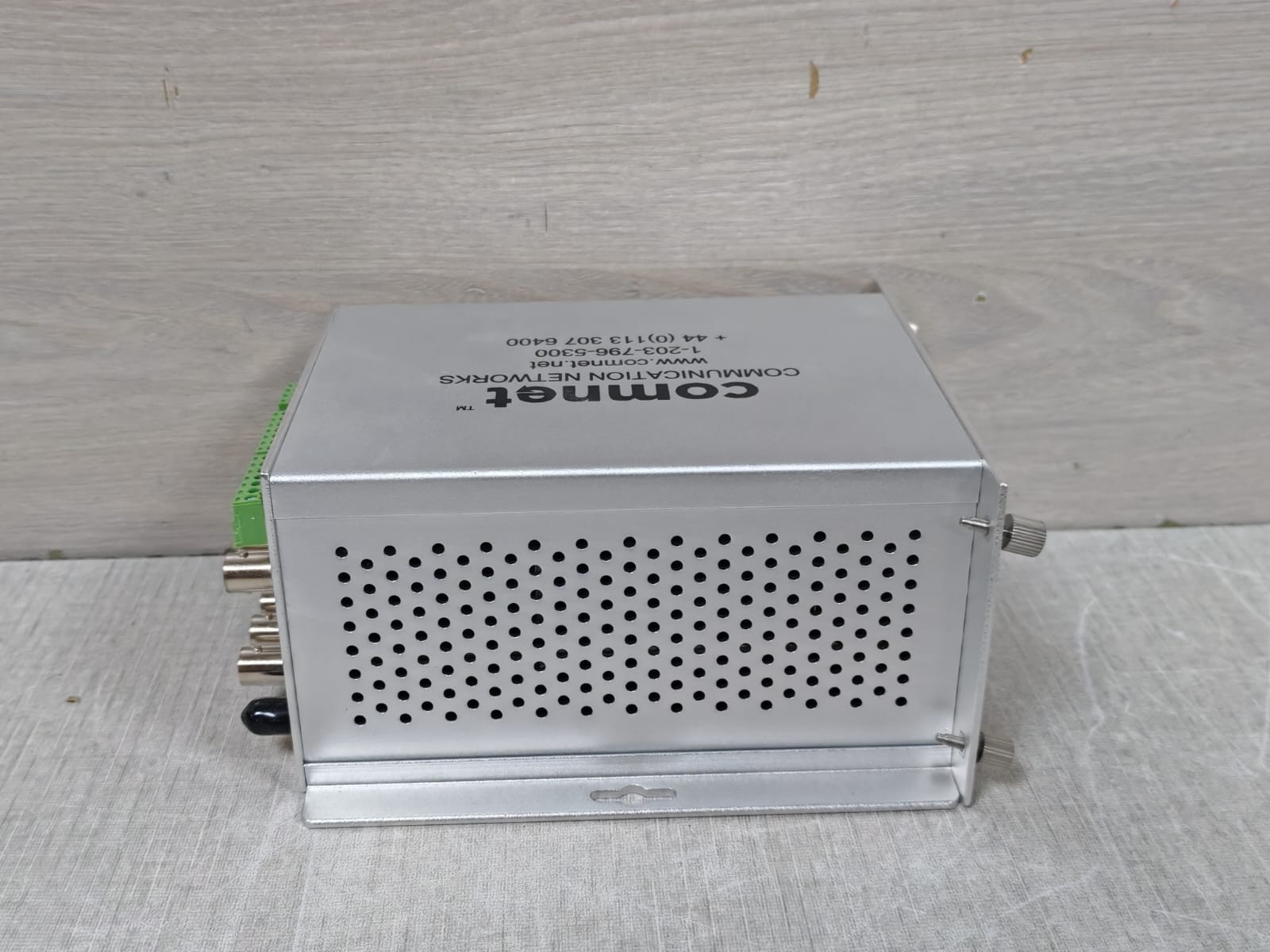 Comnet FVT812/FVT812M1 COMNET FVT812/FVT812M1 8-CHANNEL DIGITAL VIDEO TRANSMITTER 9