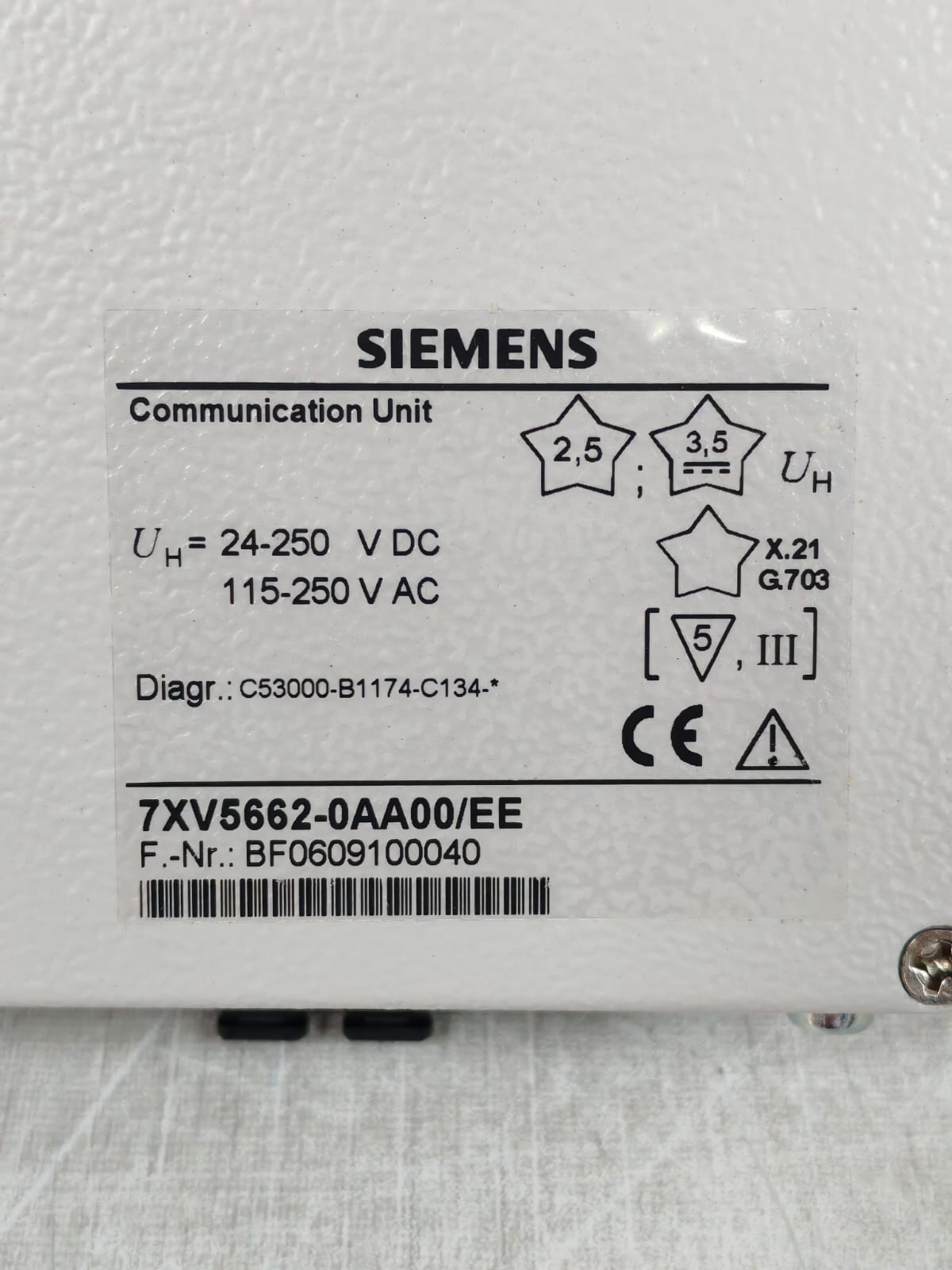 Siemens 7XV5662-0AA00/EE SIEMENS 7XV5662-0AA00/EE COMMUNICATION CONVERTER 24-250VDC 4