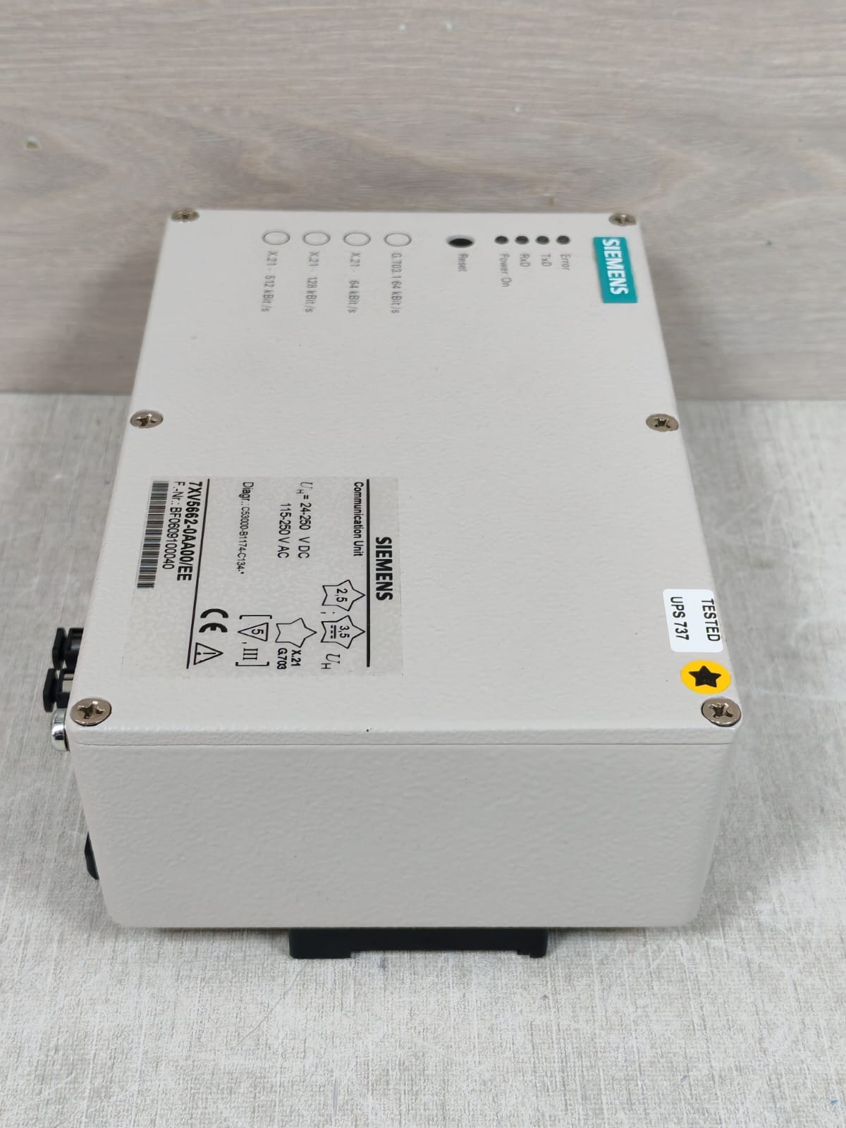 Siemens 7XV5662-0AA00/EE SIEMENS 7XV5662-0AA00/EE COMMUNICATION CONVERTER 24-250VDC 8