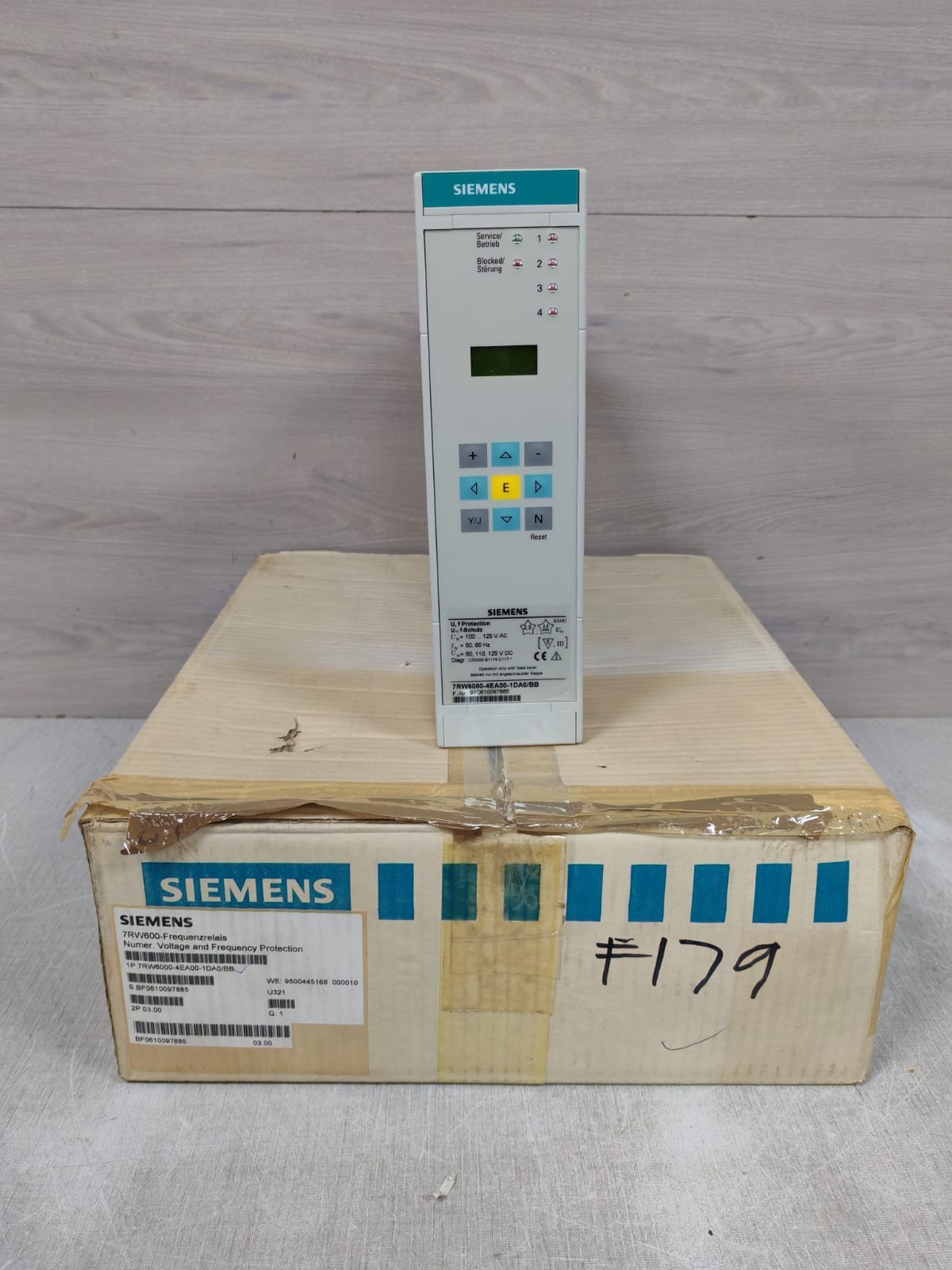 Siemens 7RW6000-4EA00-1DA0/BB SIEMENS 7RW6000-4EA00-1DA0/BB NUMERICAL VOLTAGE AND FREQUENCY PROTECTION 2