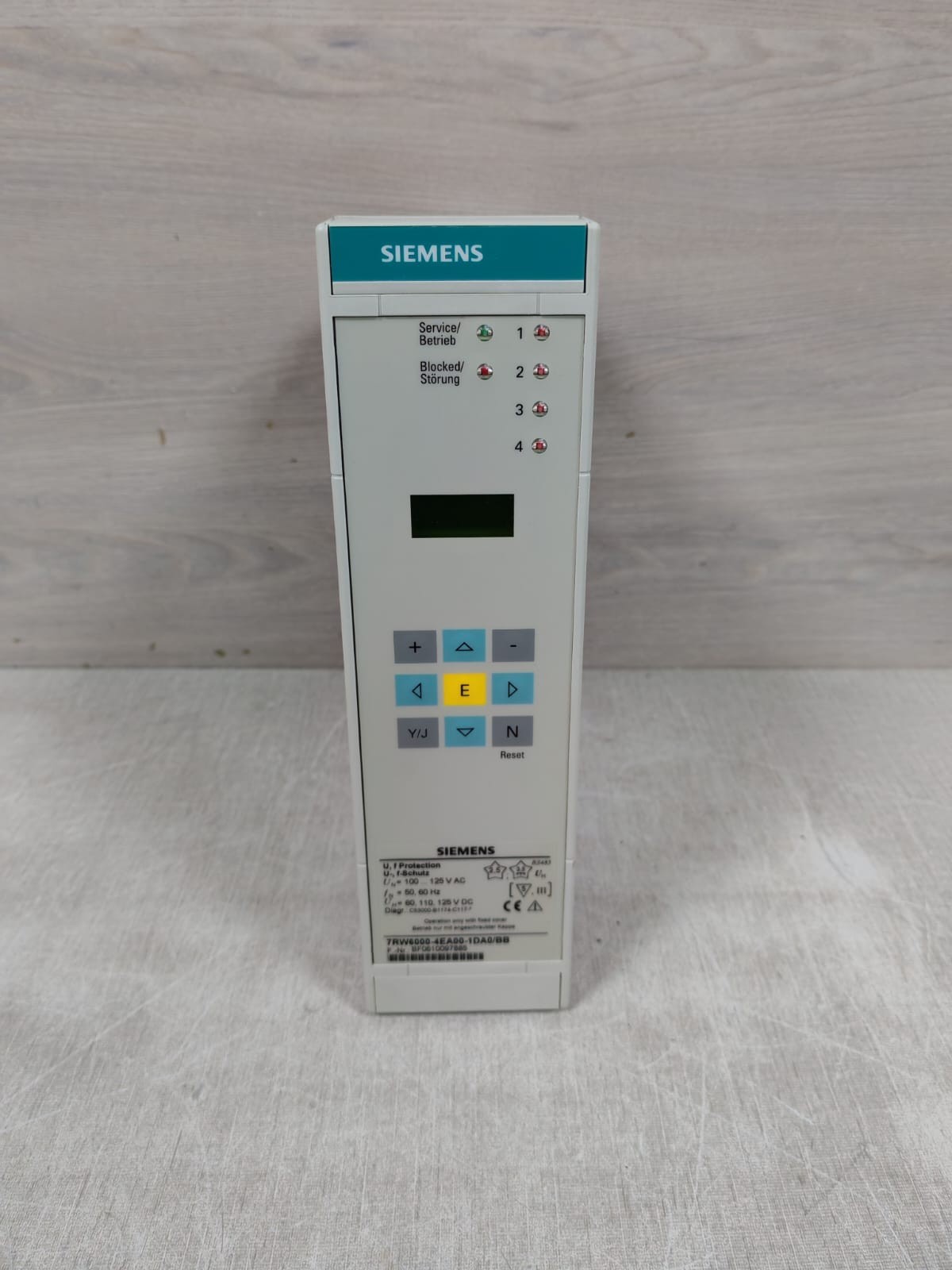 Siemens 7RW6000-4EA00-1DA0/BB SIEMENS 7RW6000-4EA00-1DA0/BB NUMERICAL VOLTAGE AND FREQUENCY PROTECTION 3