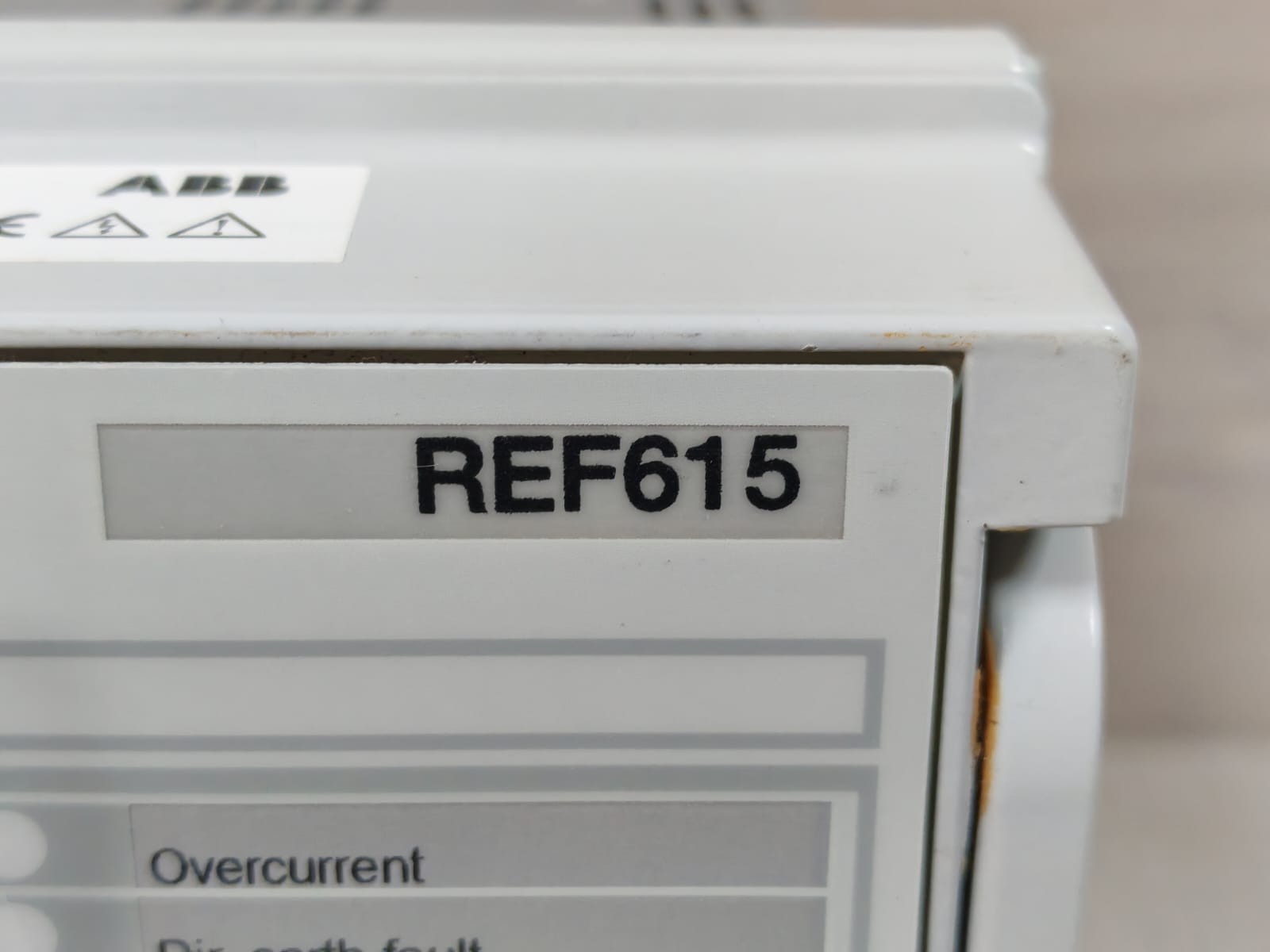 ABB REF615E_E HBFHAEAGNEA1BNN11E ABB REF615E_E HBFHAEAGNEA1BNN11E FEEEDER PROTECTION AND CONTROL RELAY 4.0 4