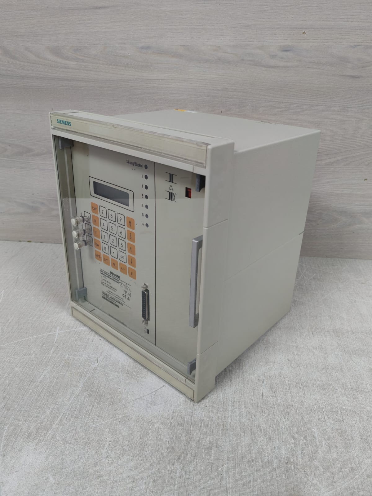 Siemens 7SD5021-4CA11-0AA0/EE SIEMENS 7SD5021-4CA11-0AA0/EE LINE DIFFERENTIAL PROTECTION 6