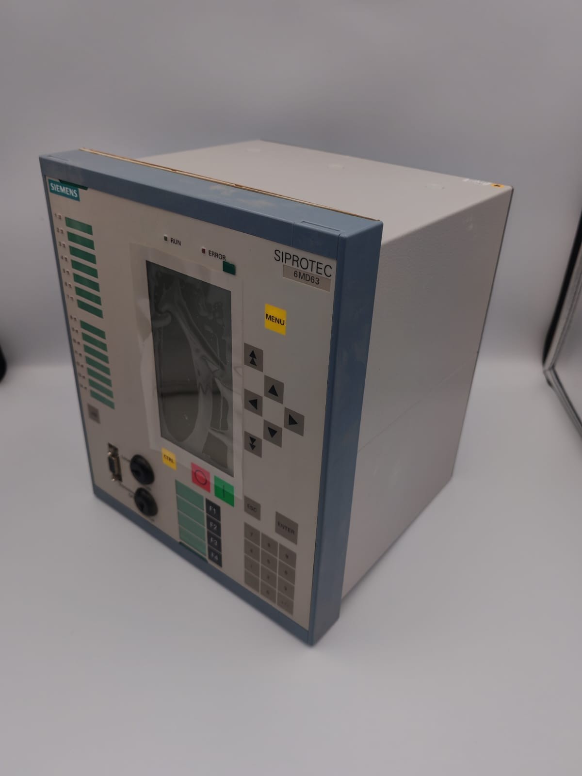 Siemens 6MD6321-5EB90-0AA0/EE SIEMENS 6MD6321-5EB90-0AA0/EE BAY CONTROL UNIT 8