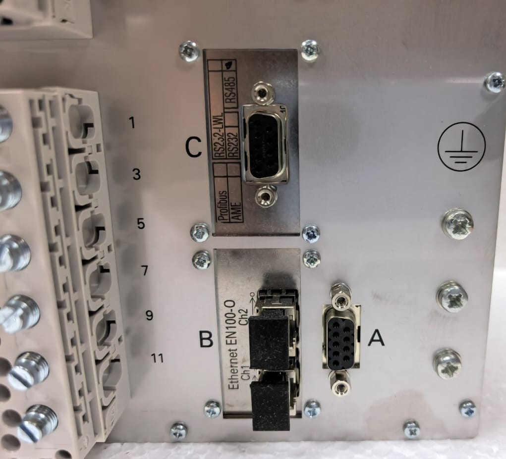 Siemens 7SA5221-5UB92-4QB4/GG SIEMENS 7SA5221-5UB92-4QB4/GG SIPROTEC 7SA52 DISTANCE PROTECTION RELAY 9