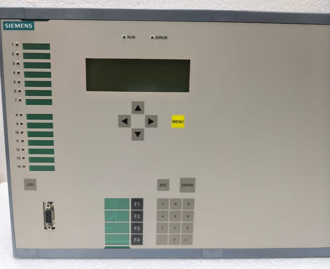 Siemens 7SA5221-5CB20-0QA4/FF SIEMENS 7SA5221-5CB20-0QA4/FF SIPROTEC 7SA52 DISTANCE PROTECTION RELAY 3